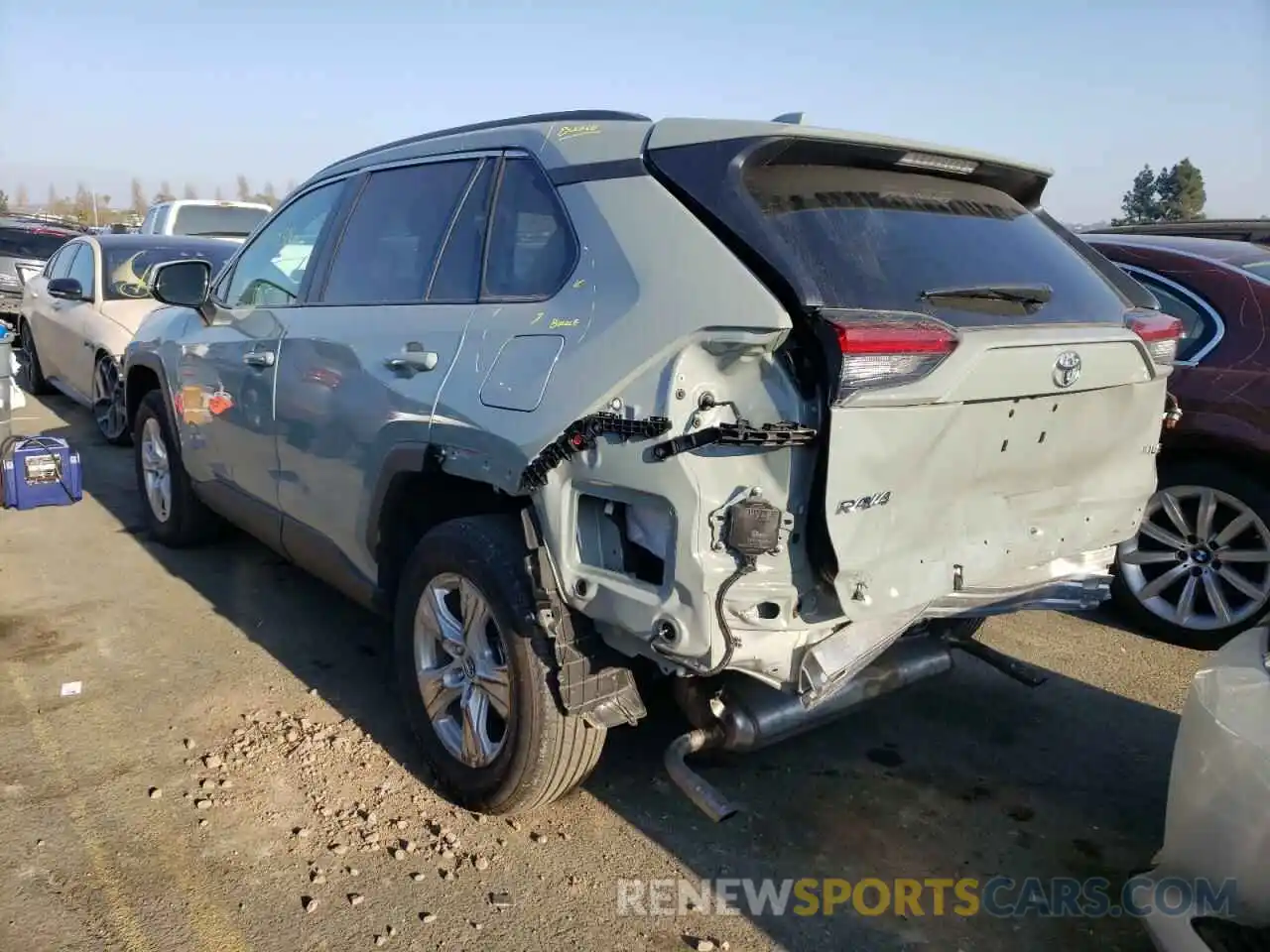 3 Photograph of a damaged car 2T3W1RFV6MW122684 TOYOTA RAV4 2021