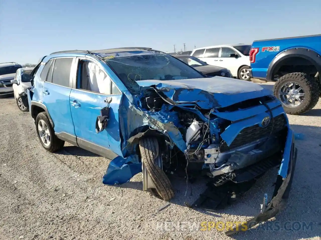 1 Photograph of a damaged car 2T3W1RFV6MW123429 TOYOTA RAV4 2021