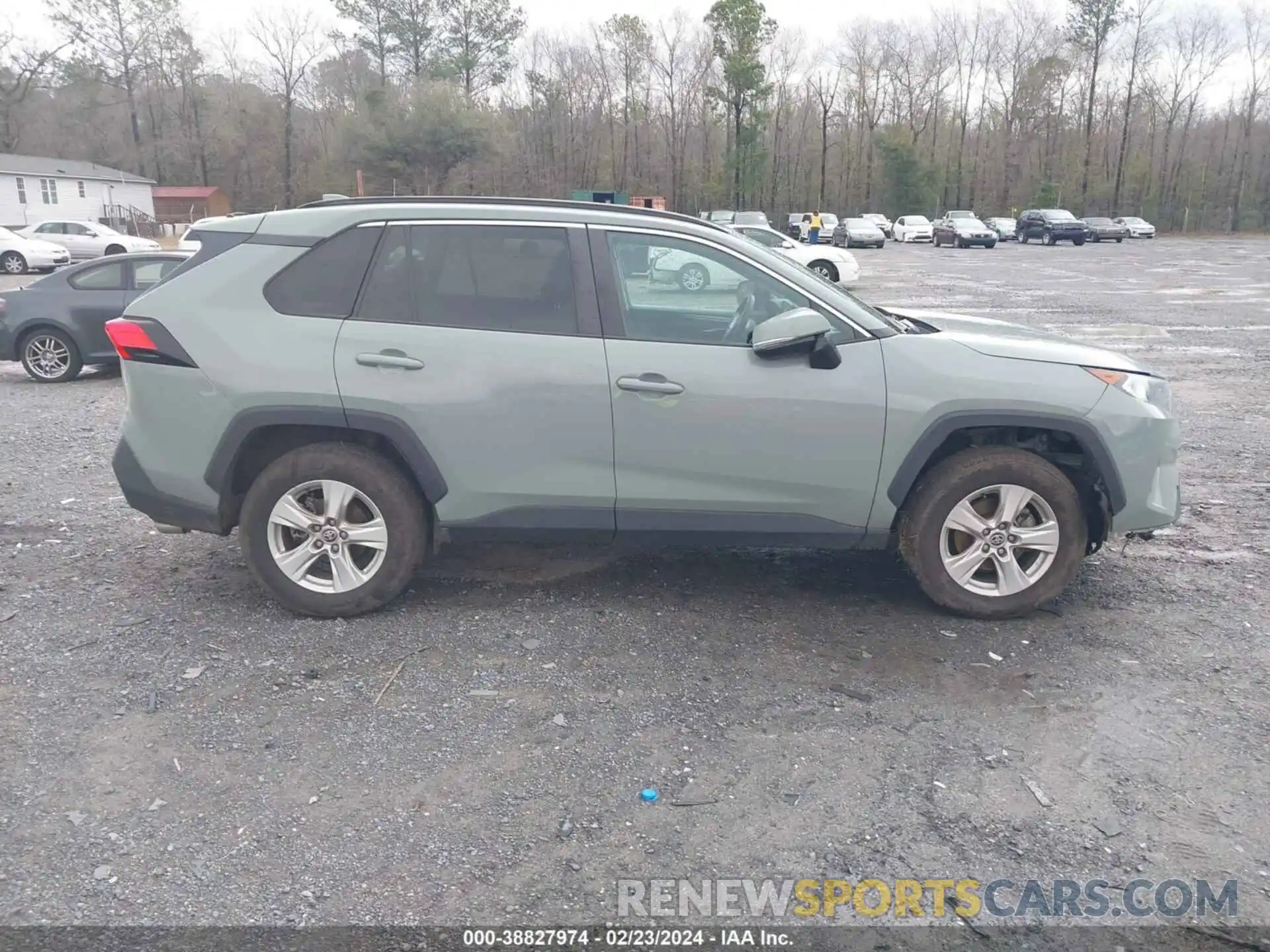 14 Photograph of a damaged car 2T3W1RFV6MW129084 TOYOTA RAV4 2021