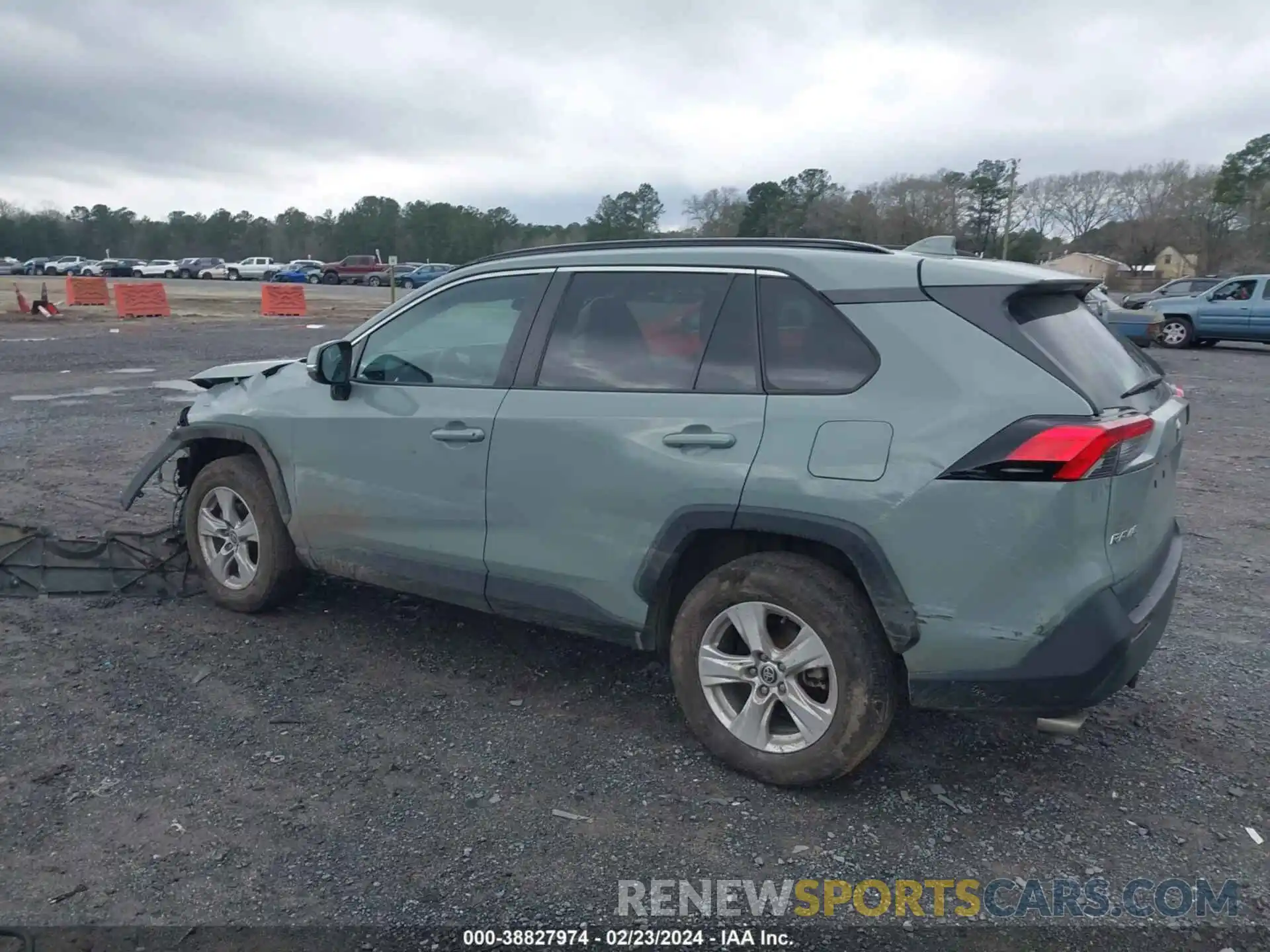 3 Photograph of a damaged car 2T3W1RFV6MW129084 TOYOTA RAV4 2021