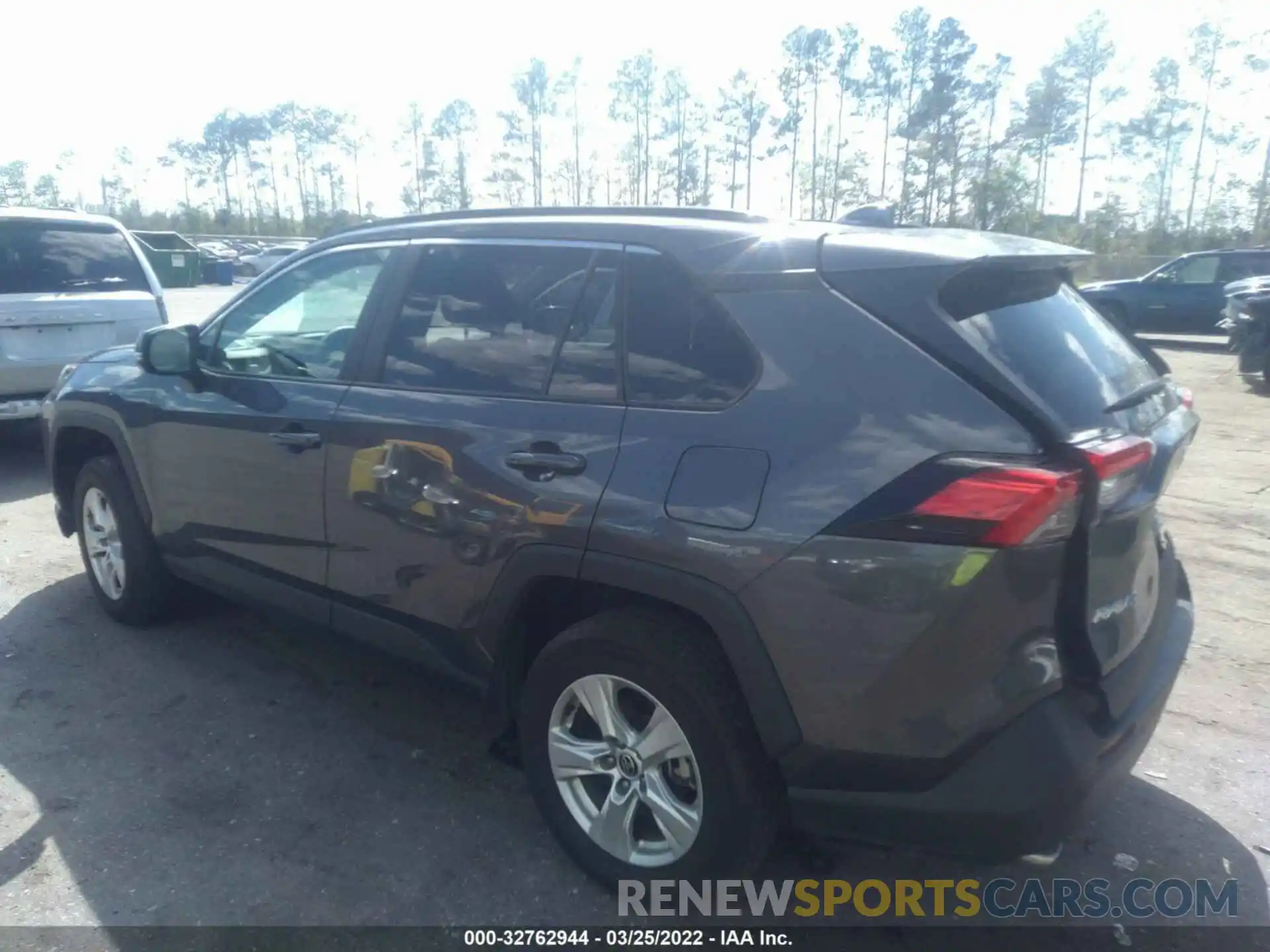 3 Photograph of a damaged car 2T3W1RFV6MW131420 TOYOTA RAV4 2021