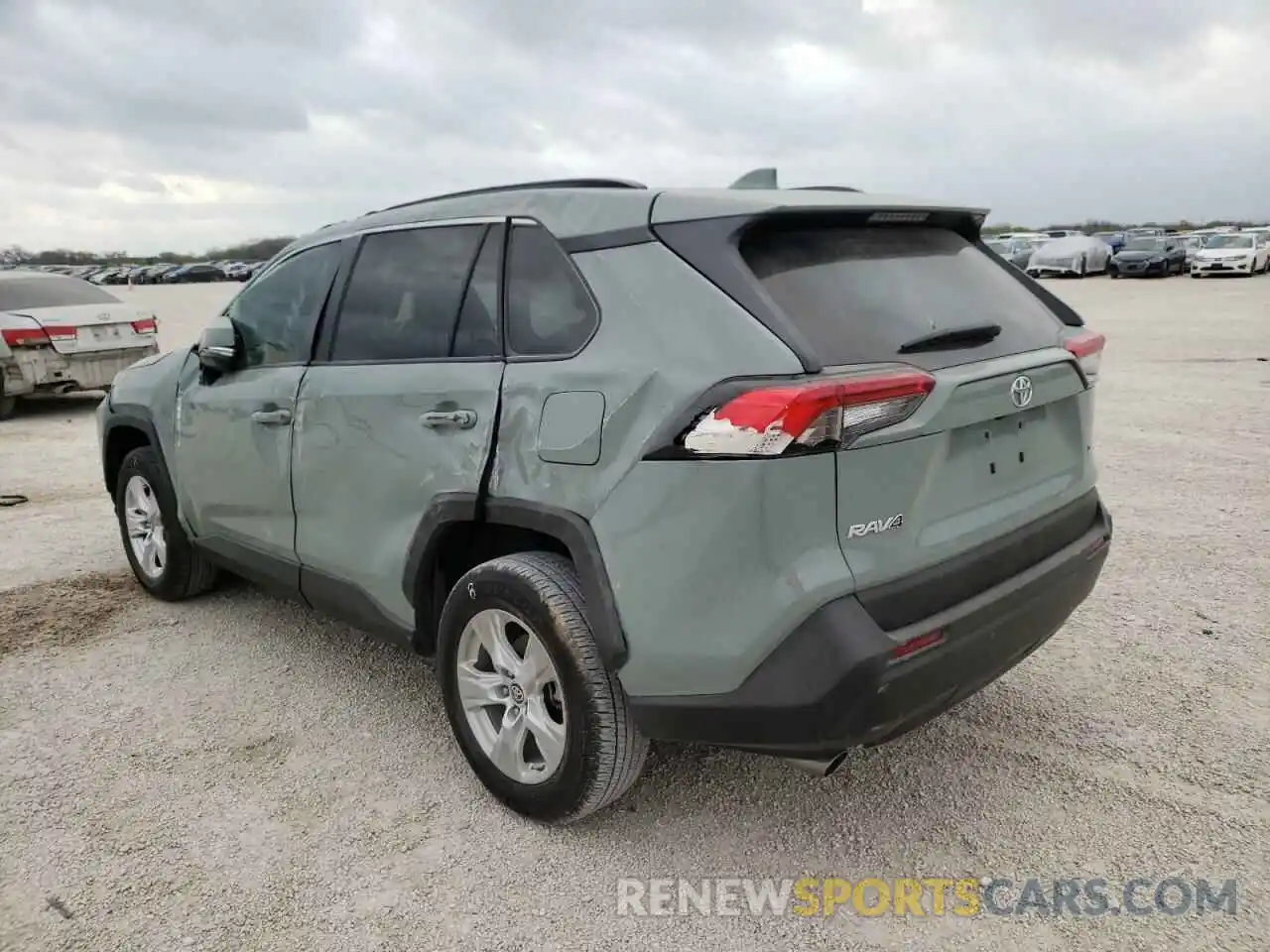 3 Photograph of a damaged car 2T3W1RFV6MW133118 TOYOTA RAV4 2021