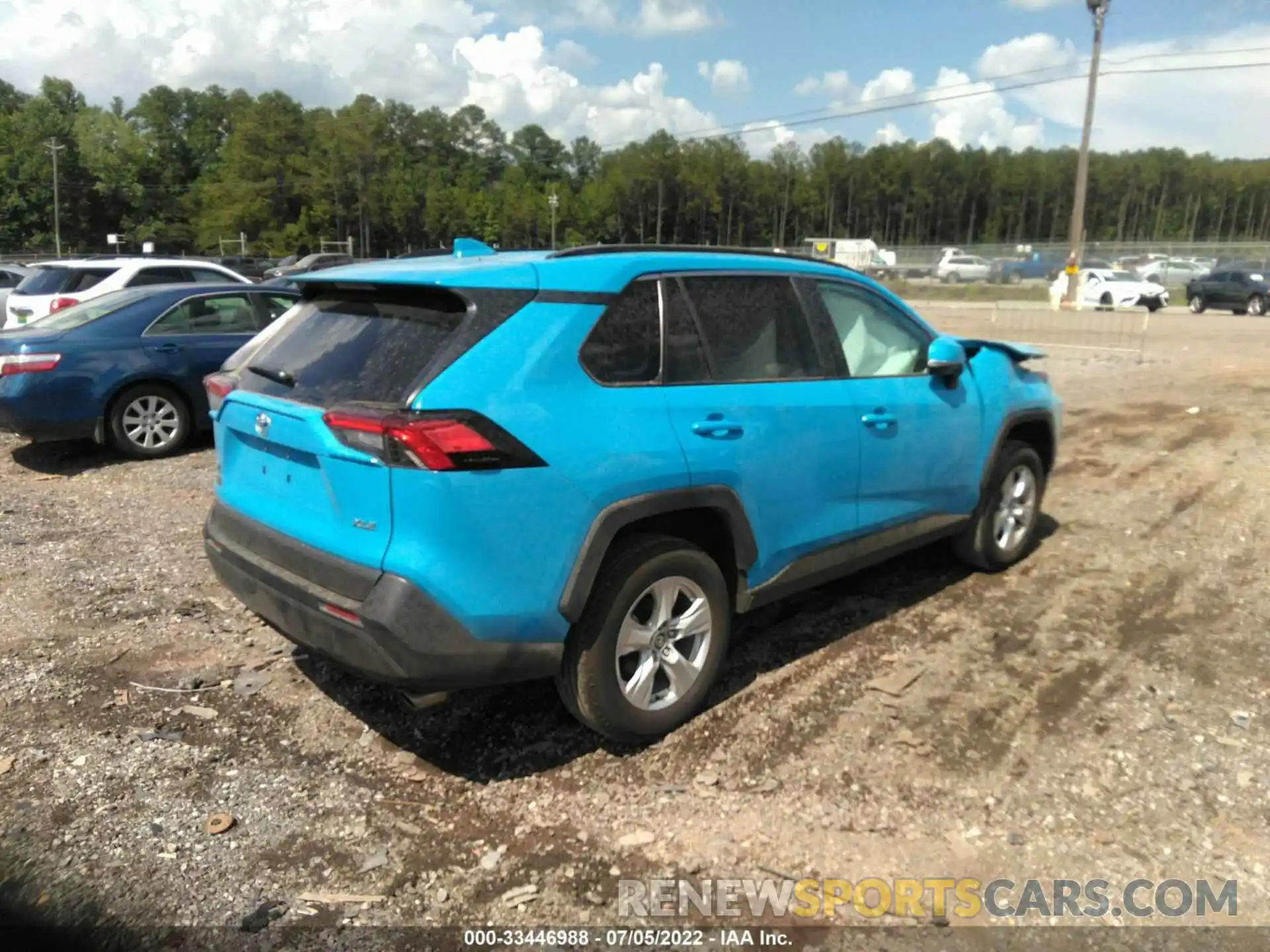 4 Photograph of a damaged car 2T3W1RFV6MW177605 TOYOTA RAV4 2021