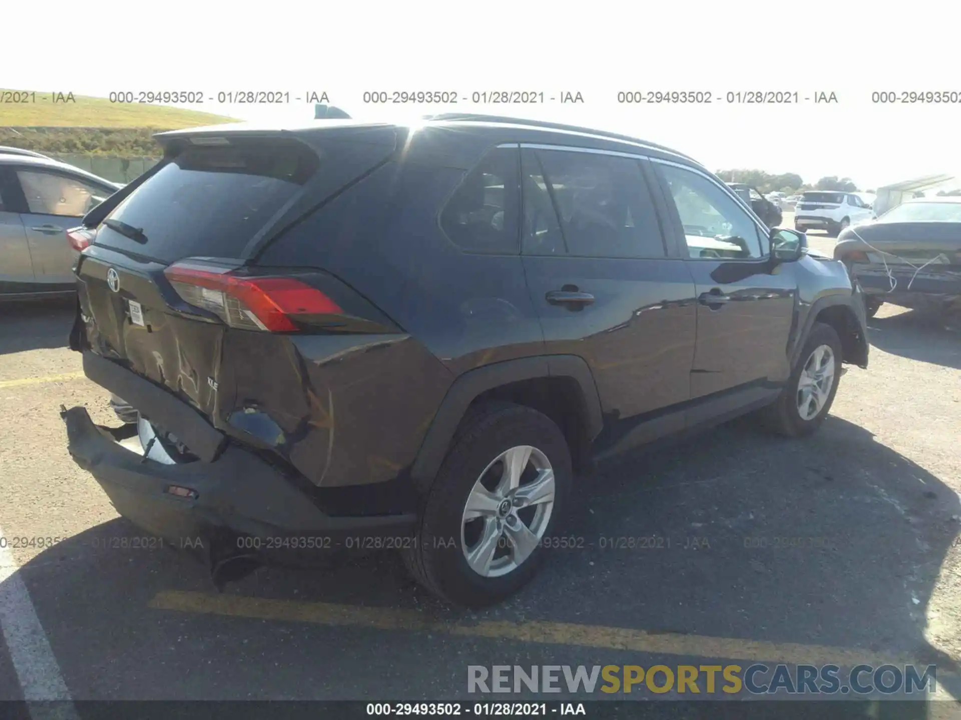 4 Photograph of a damaged car 2T3W1RFV7MC088451 TOYOTA RAV4 2021