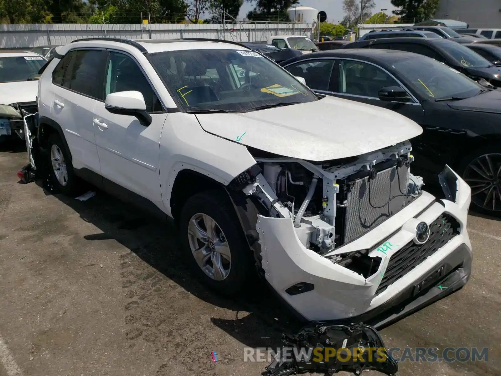 1 Photograph of a damaged car 2T3W1RFV7MC094783 TOYOTA RAV4 2021