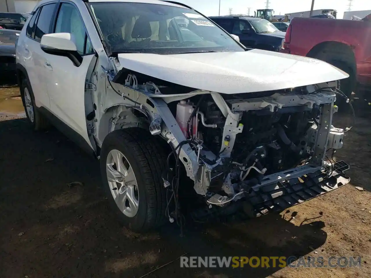 1 Photograph of a damaged car 2T3W1RFV7MC101473 TOYOTA RAV4 2021