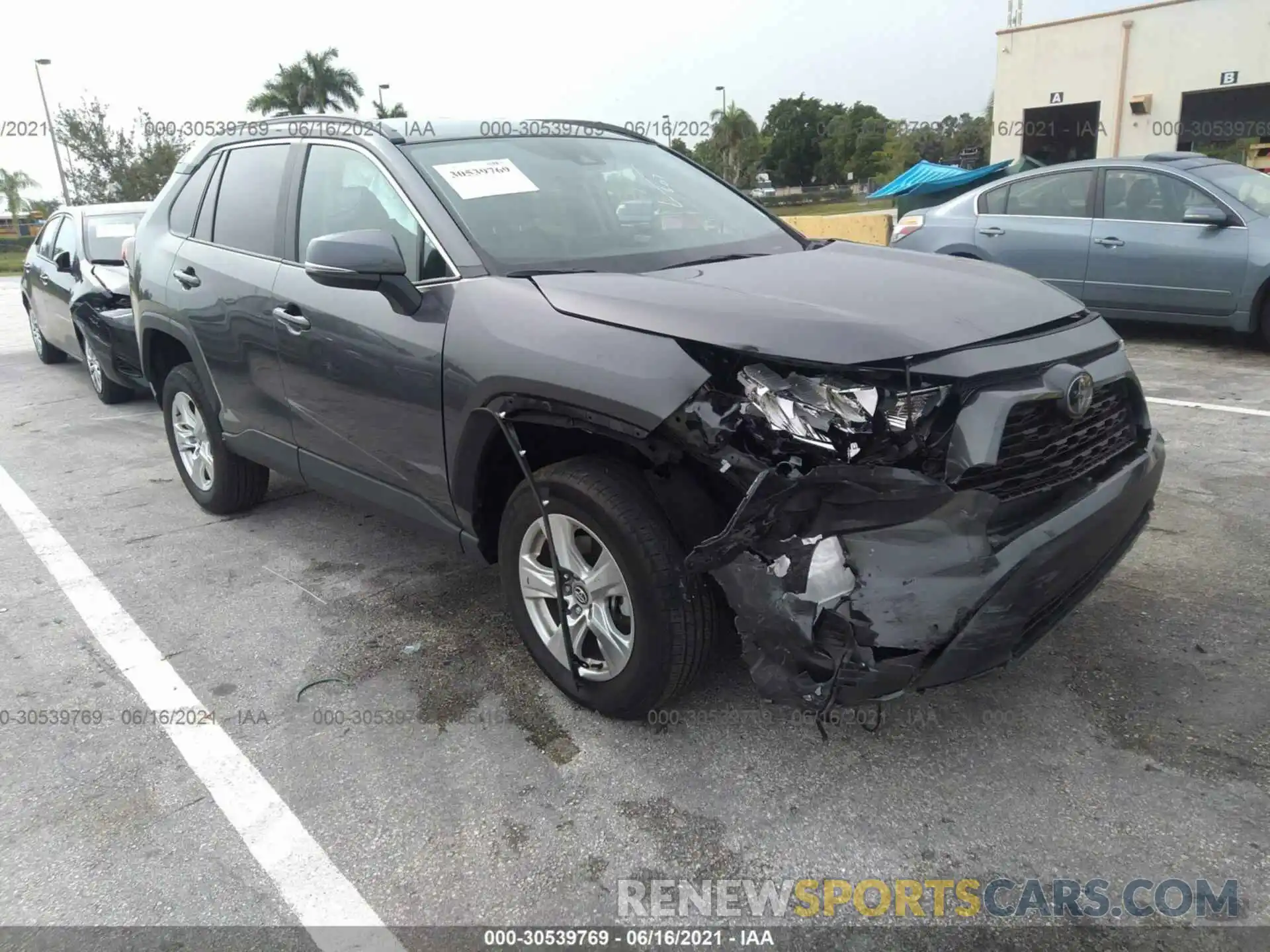 1 Photograph of a damaged car 2T3W1RFV7MC102560 TOYOTA RAV4 2021