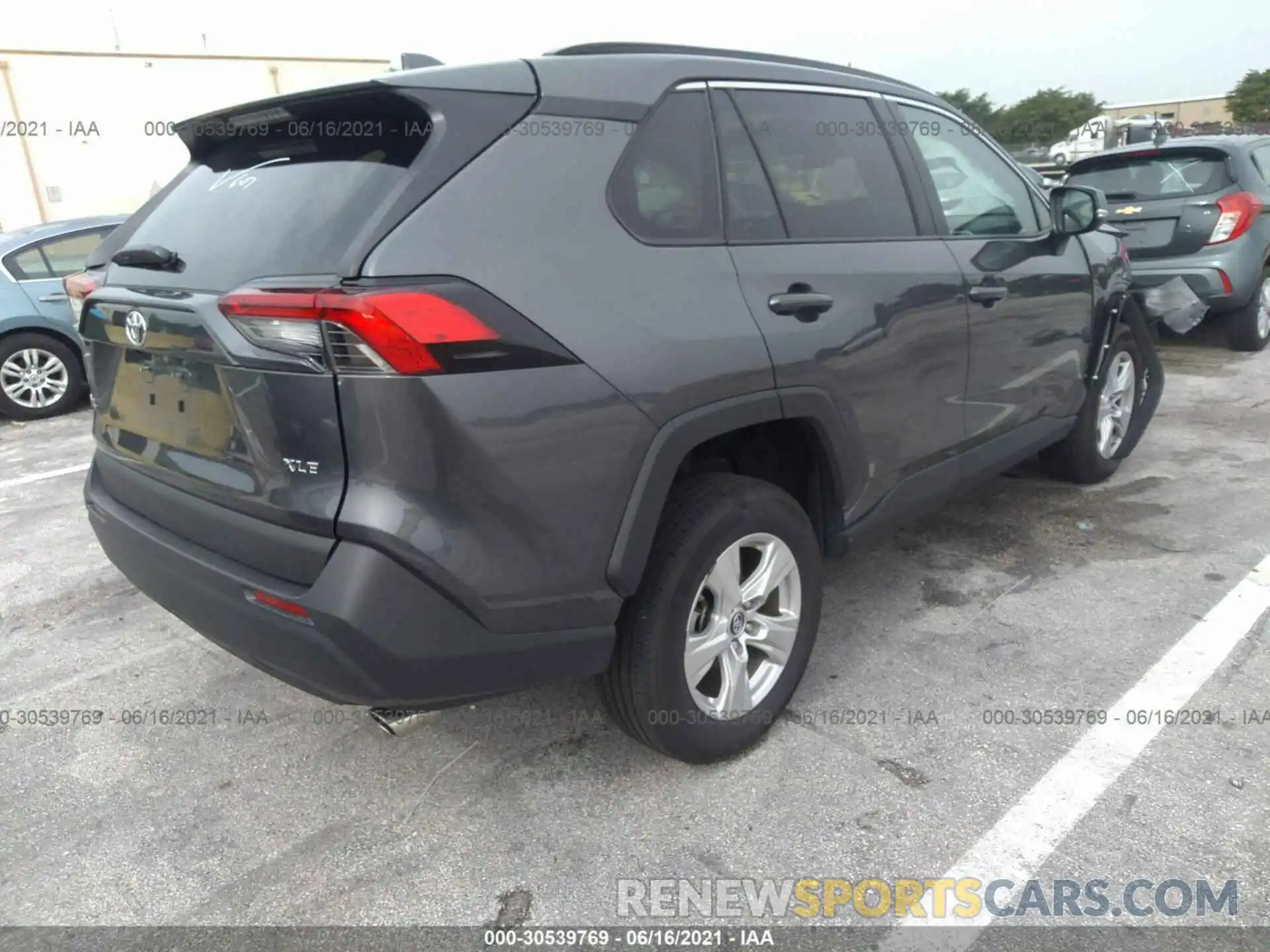 4 Photograph of a damaged car 2T3W1RFV7MC102560 TOYOTA RAV4 2021