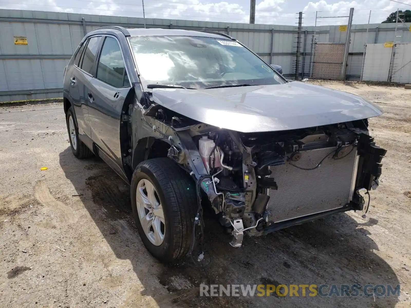 1 Photograph of a damaged car 2T3W1RFV7MC133341 TOYOTA RAV4 2021