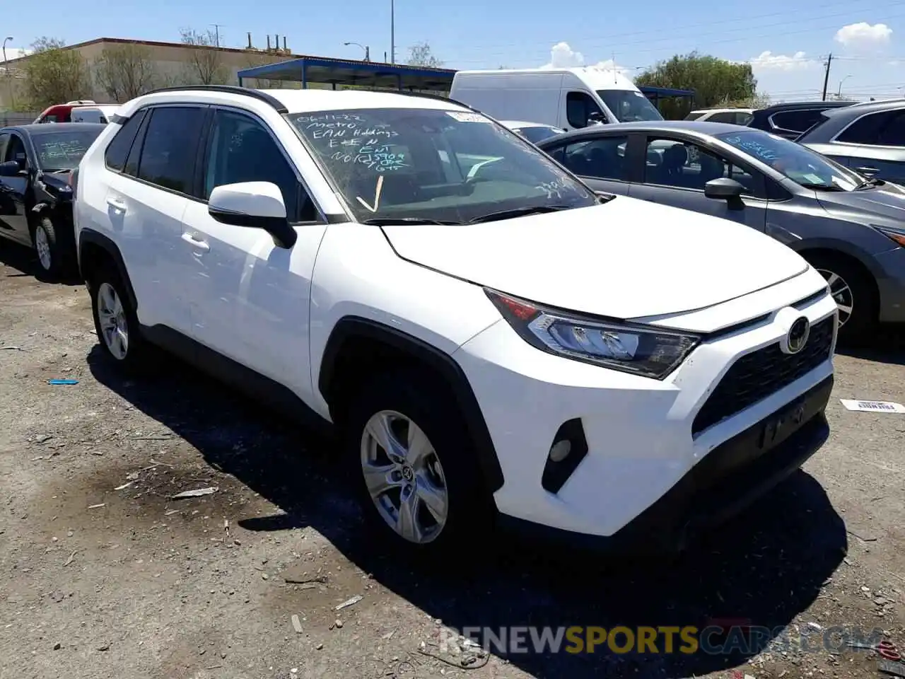 1 Photograph of a damaged car 2T3W1RFV7MC147207 TOYOTA RAV4 2021