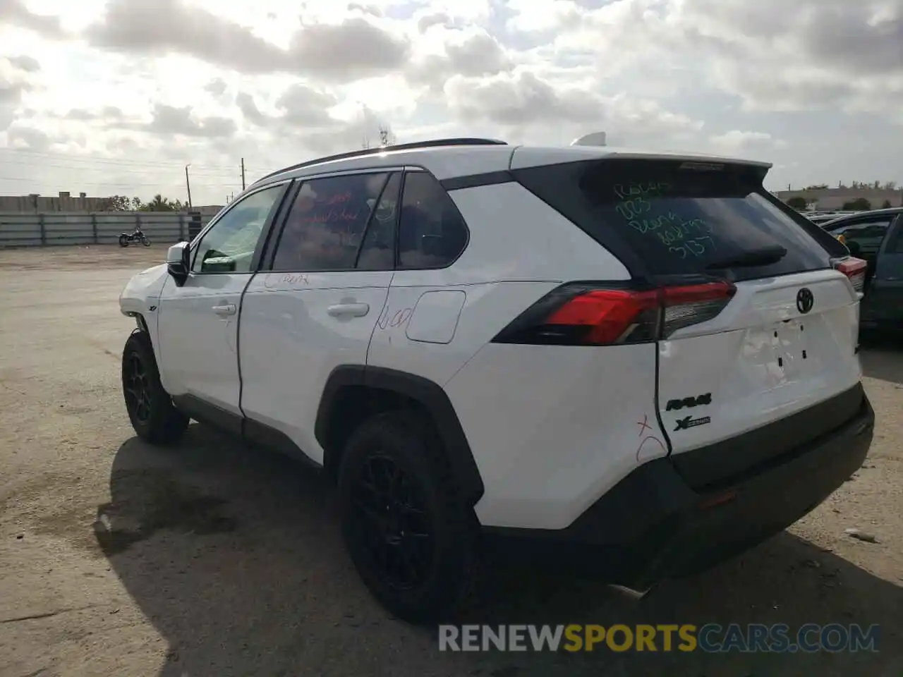 3 Photograph of a damaged car 2T3W1RFV7MC159230 TOYOTA RAV4 2021