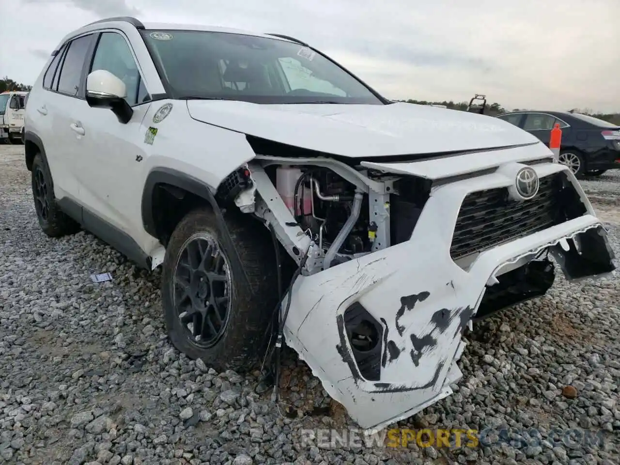 9 Photograph of a damaged car 2T3W1RFV7MC160782 TOYOTA RAV4 2021