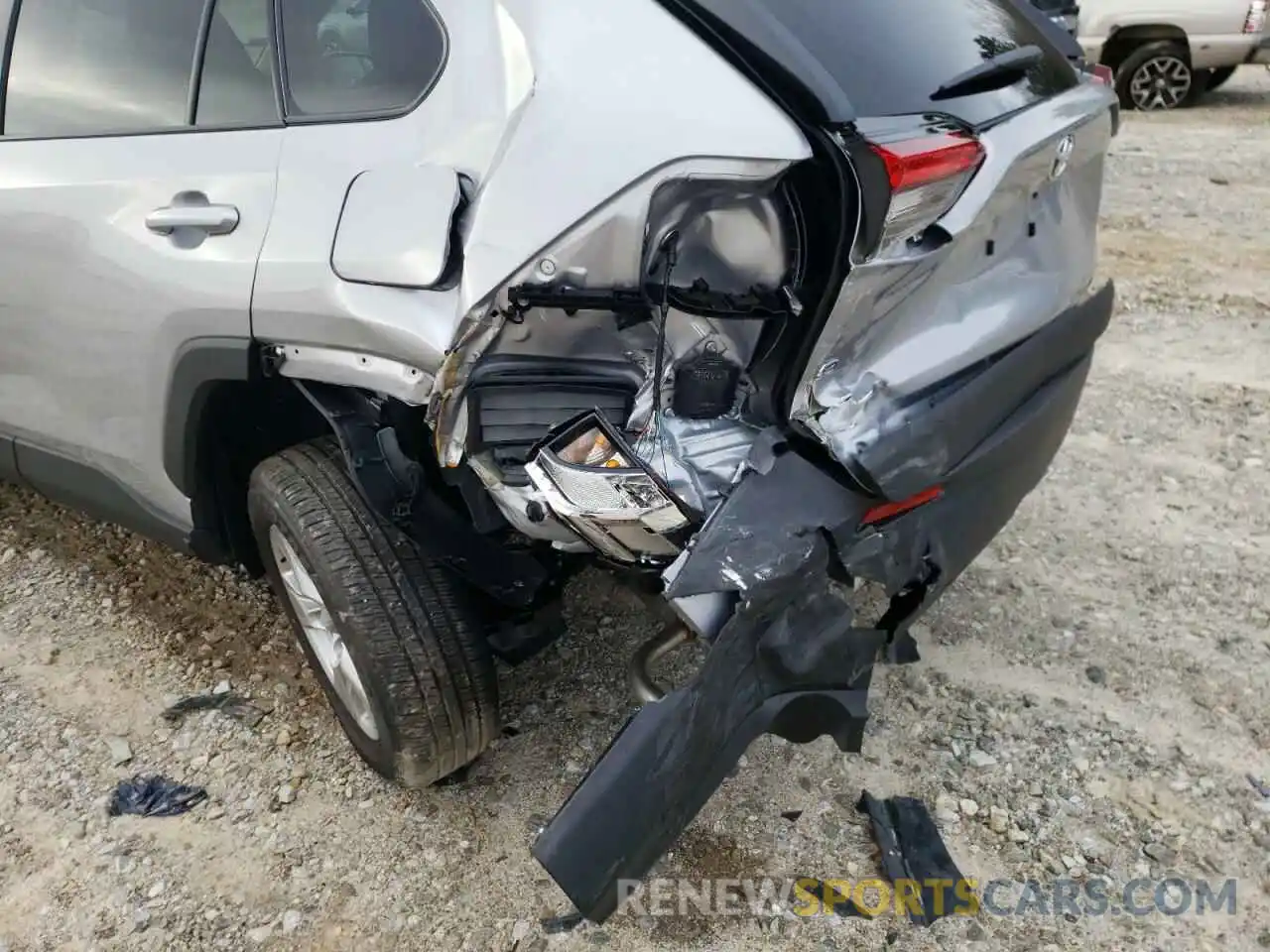 9 Photograph of a damaged car 2T3W1RFV7MC162712 TOYOTA RAV4 2021