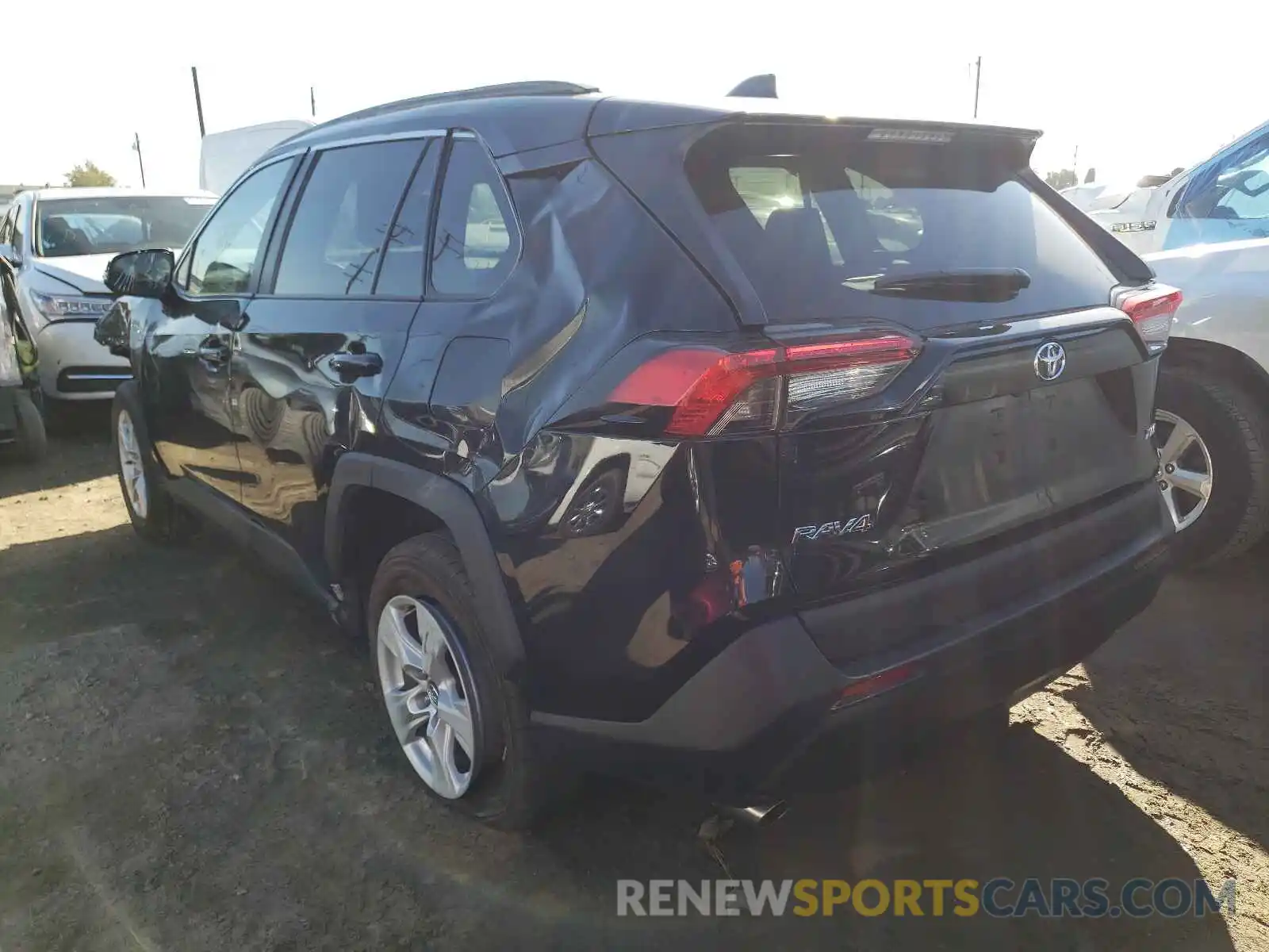 3 Photograph of a damaged car 2T3W1RFV7MW104288 TOYOTA RAV4 2021