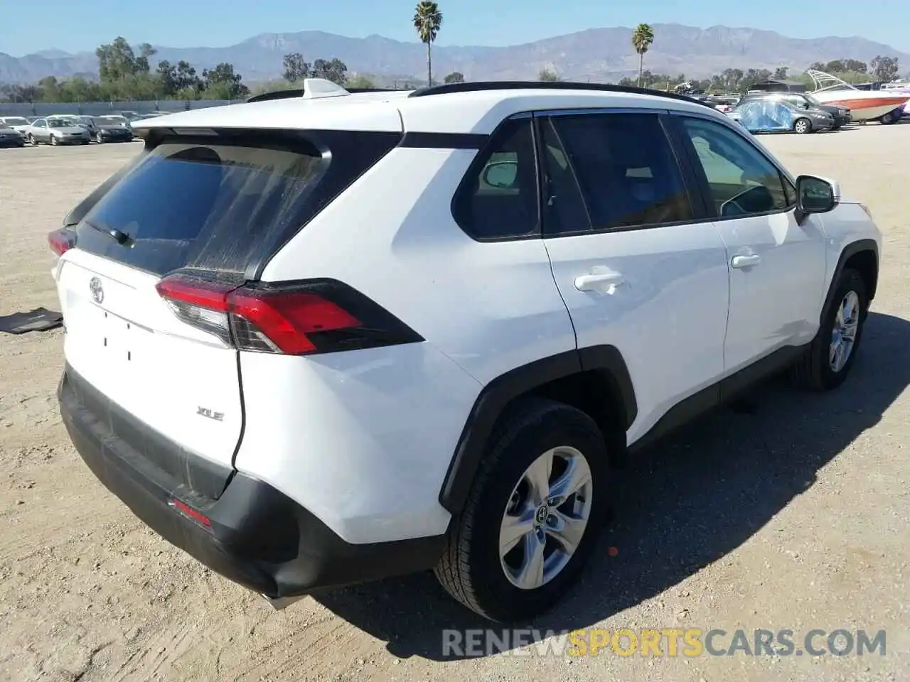 4 Photograph of a damaged car 2T3W1RFV7MW107238 TOYOTA RAV4 2021