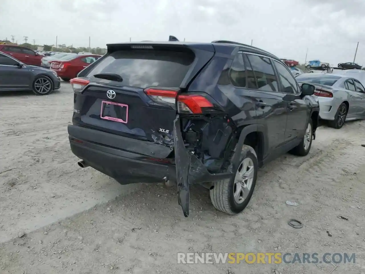 4 Photograph of a damaged car 2T3W1RFV7MW108888 TOYOTA RAV4 2021