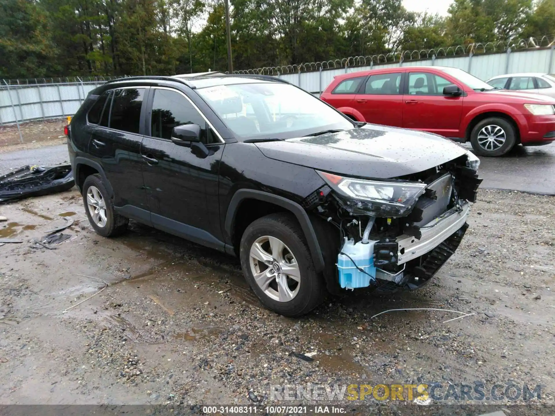 1 Photograph of a damaged car 2T3W1RFV7MW111709 TOYOTA RAV4 2021