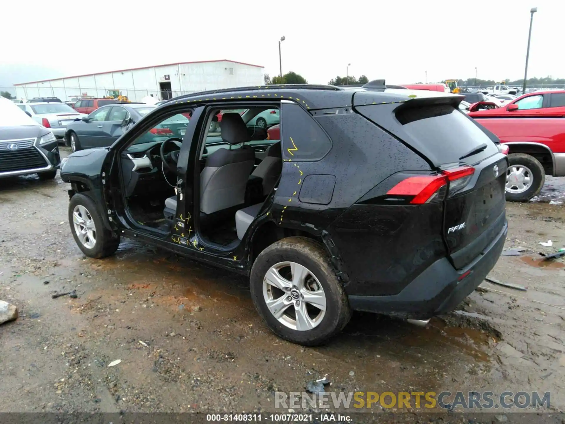 3 Photograph of a damaged car 2T3W1RFV7MW111709 TOYOTA RAV4 2021