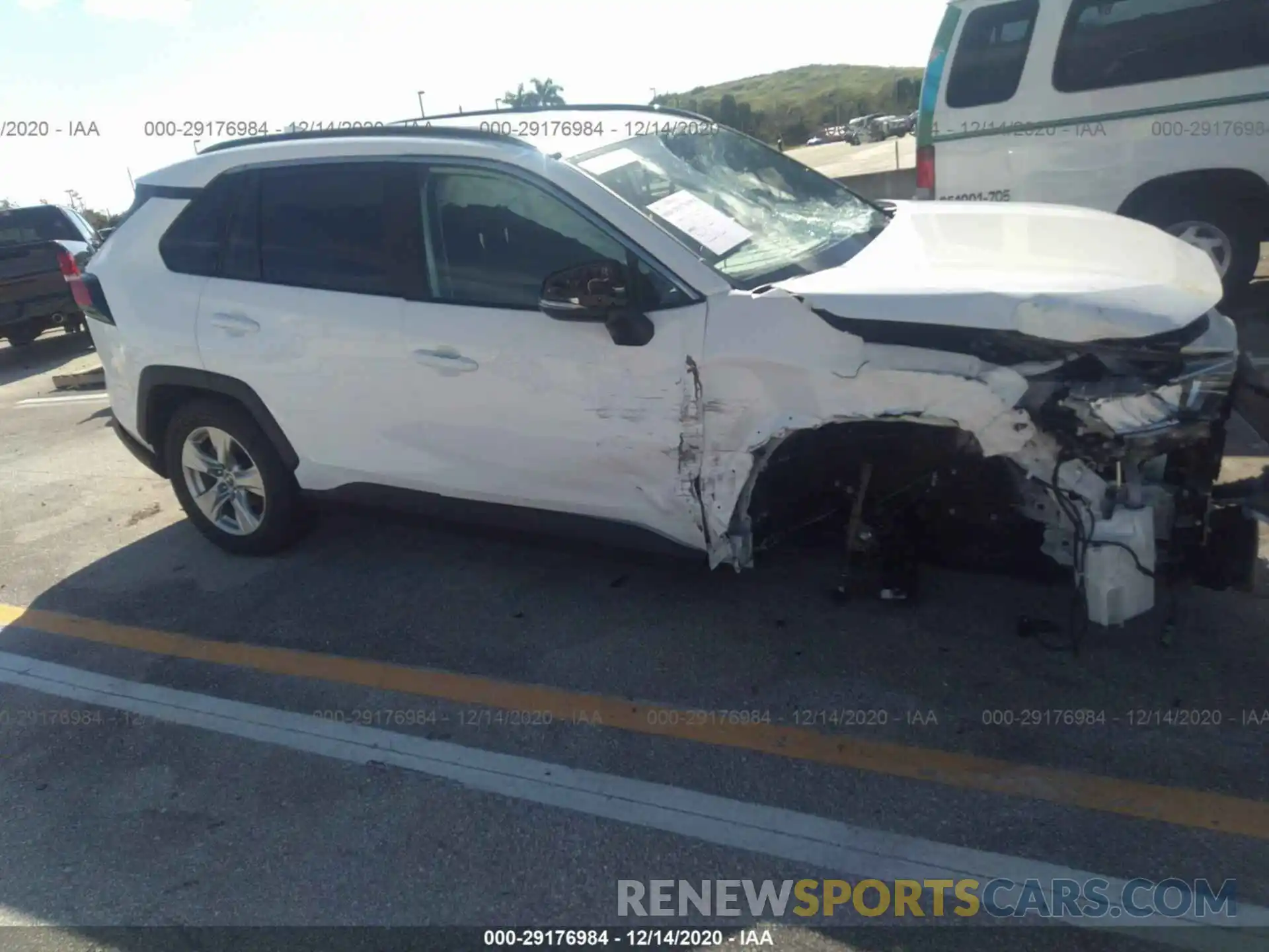 6 Photograph of a damaged car 2T3W1RFV7MW113184 TOYOTA RAV4 2021