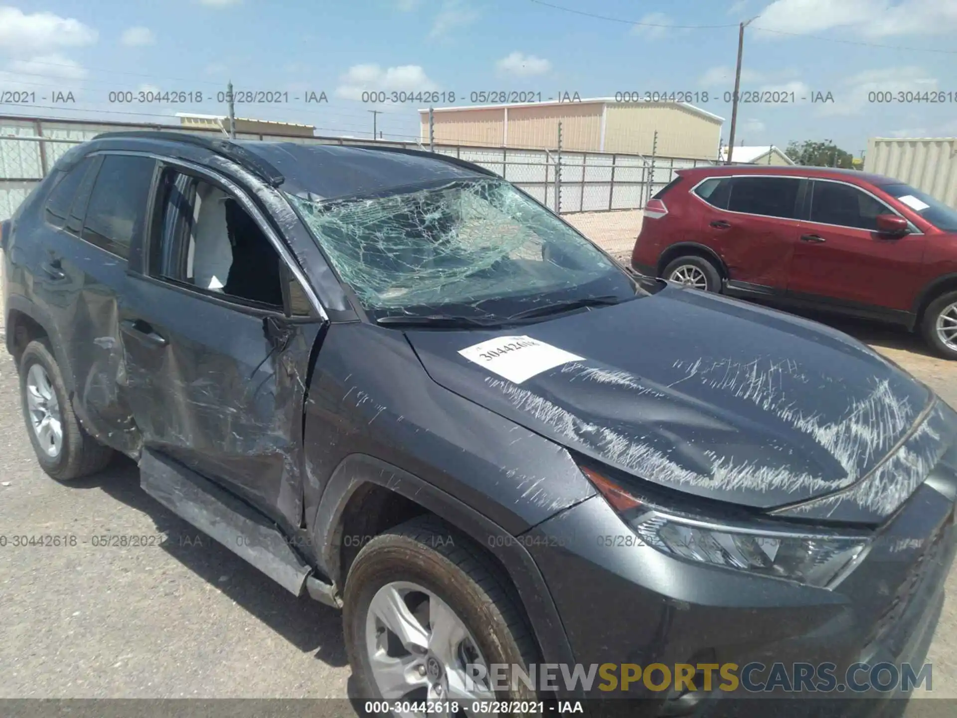 6 Photograph of a damaged car 2T3W1RFV7MW116117 TOYOTA RAV4 2021