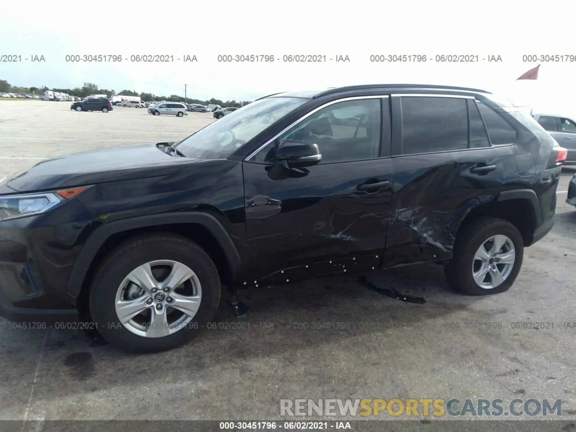 6 Photograph of a damaged car 2T3W1RFV7MW116618 TOYOTA RAV4 2021