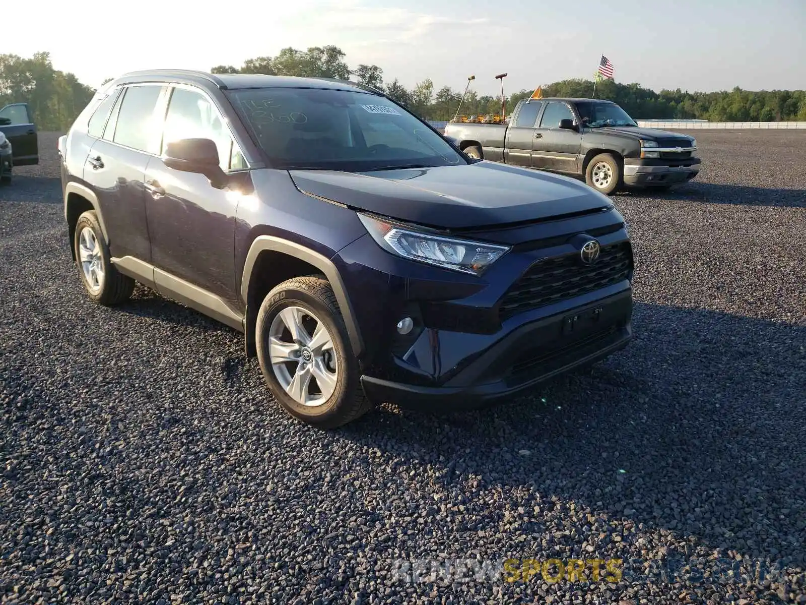 1 Photograph of a damaged car 2T3W1RFV7MW120846 TOYOTA RAV4 2021