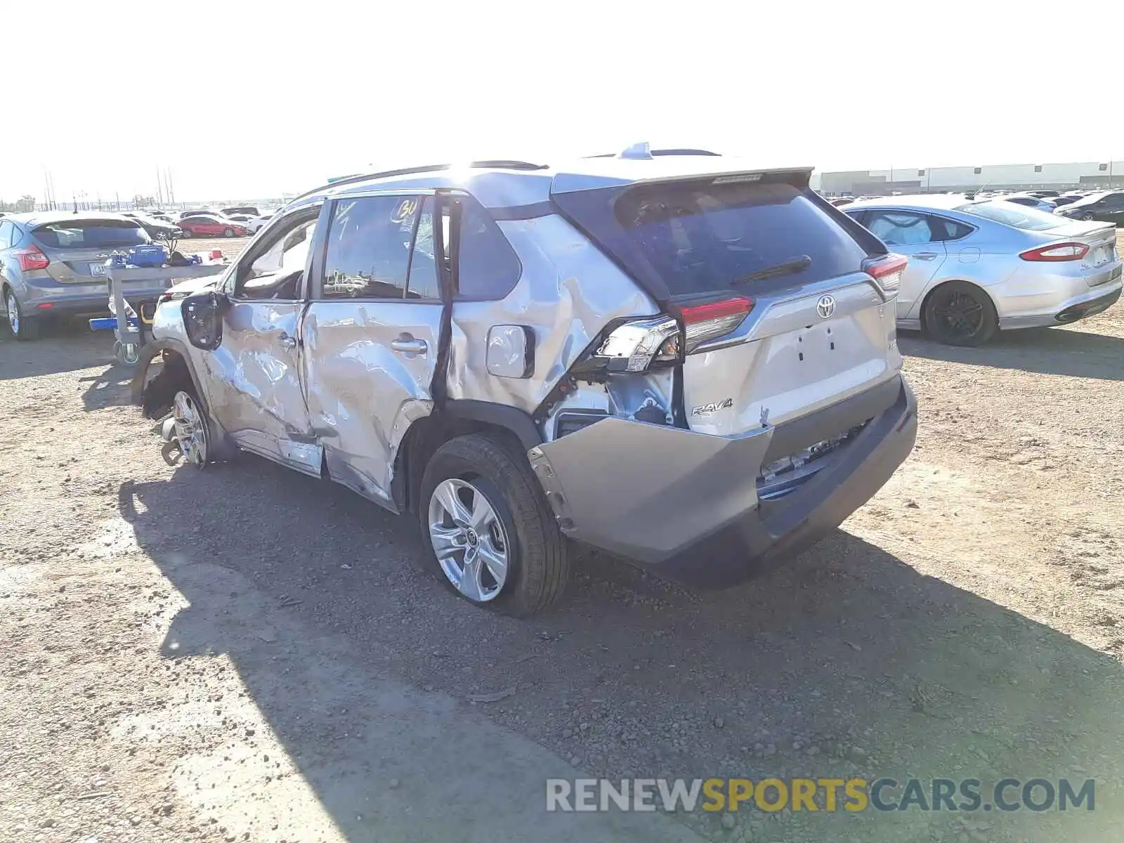 3 Photograph of a damaged car 2T3W1RFV7MW138604 TOYOTA RAV4 2021