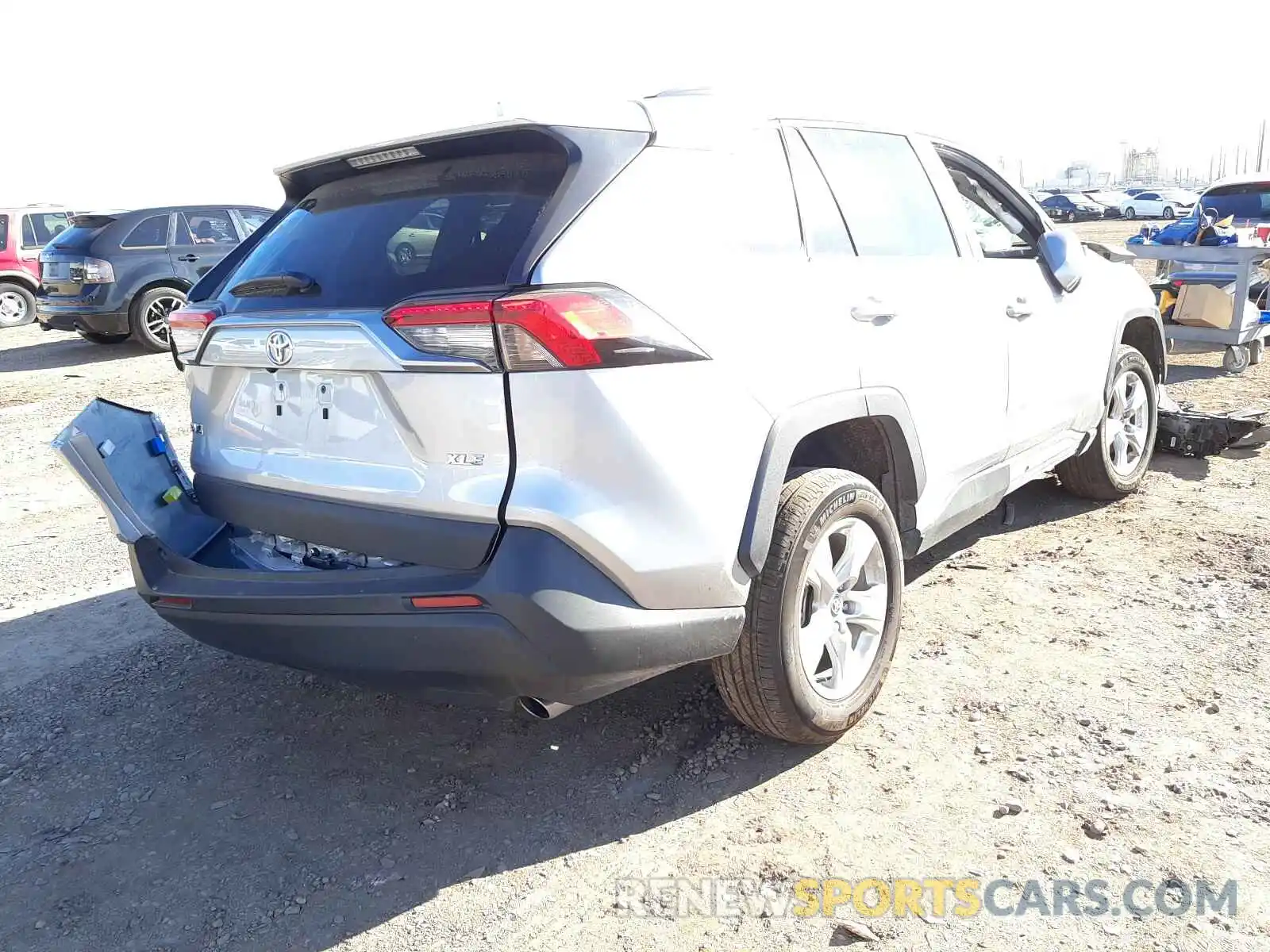 4 Photograph of a damaged car 2T3W1RFV7MW138604 TOYOTA RAV4 2021