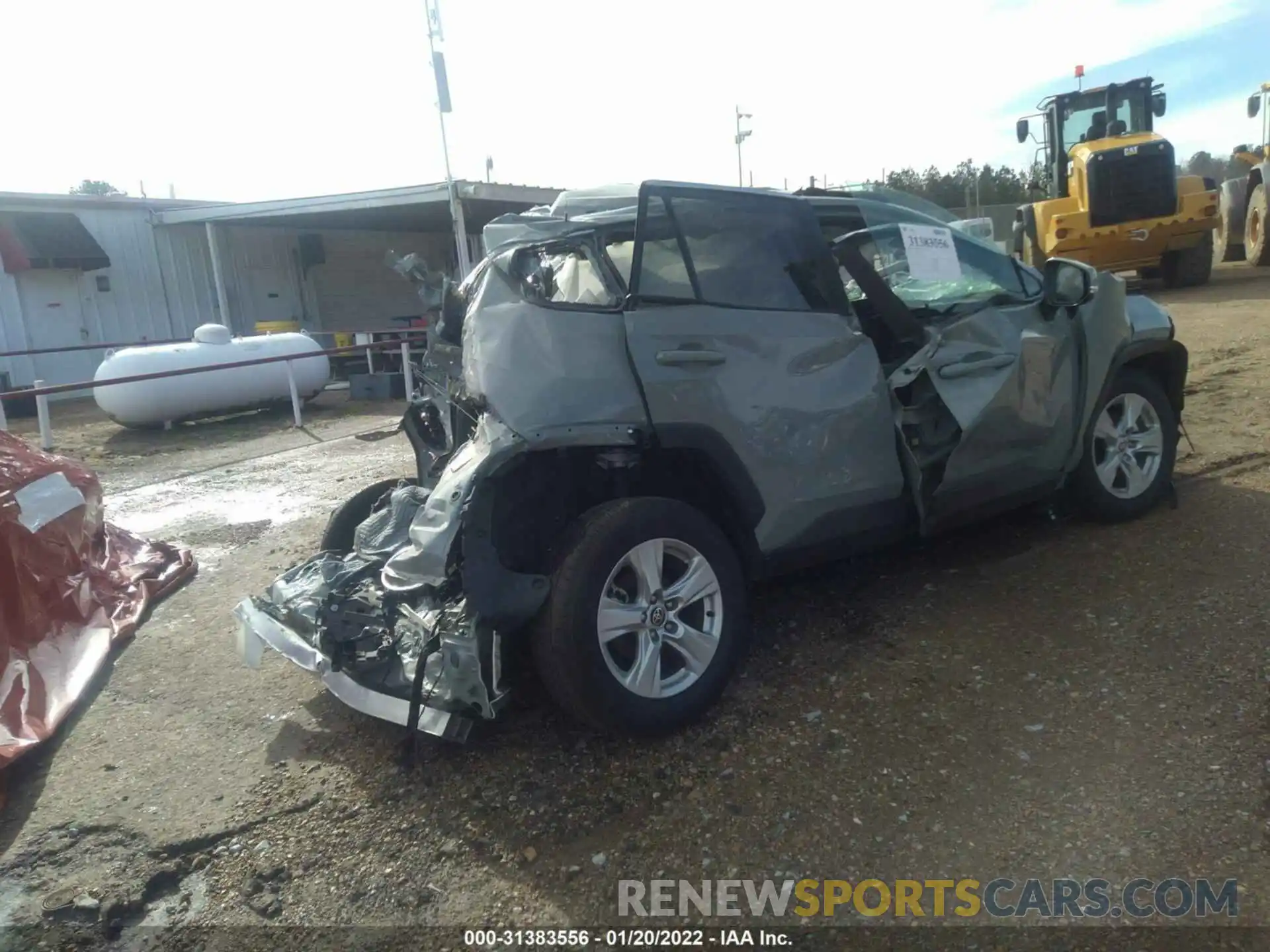 4 Photograph of a damaged car 2T3W1RFV7MW145035 TOYOTA RAV4 2021