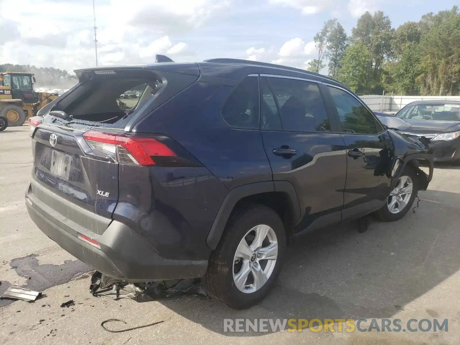 4 Photograph of a damaged car 2T3W1RFV7MW145195 TOYOTA RAV4 2021