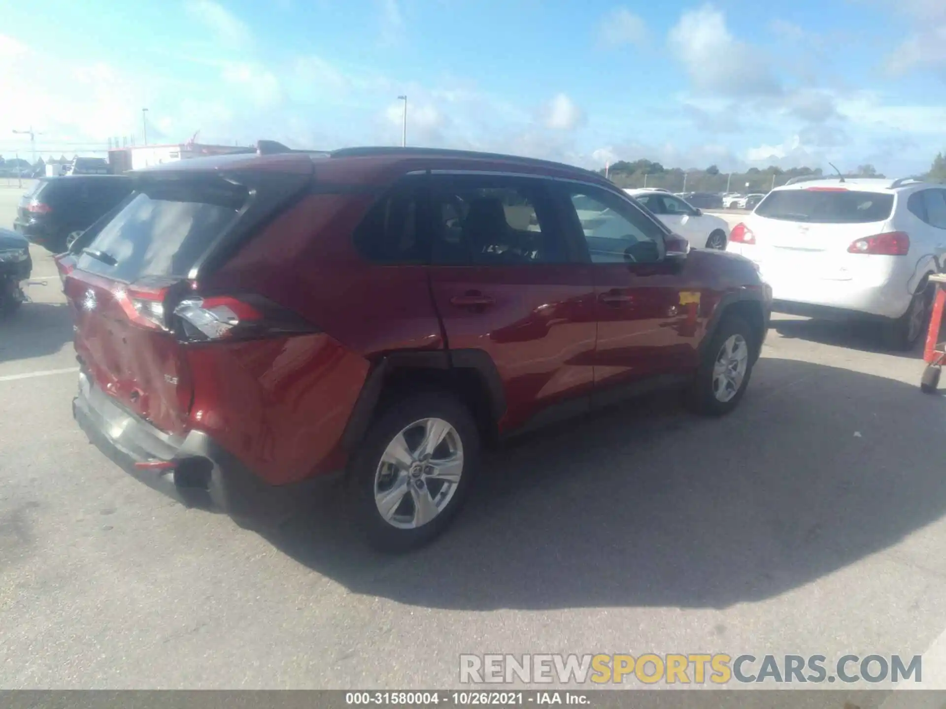 4 Photograph of a damaged car 2T3W1RFV7MW146749 TOYOTA RAV4 2021