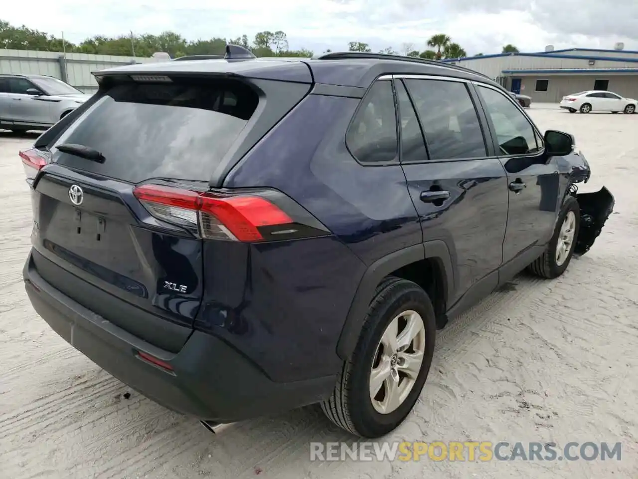 4 Photograph of a damaged car 2T3W1RFV7MW147724 TOYOTA RAV4 2021