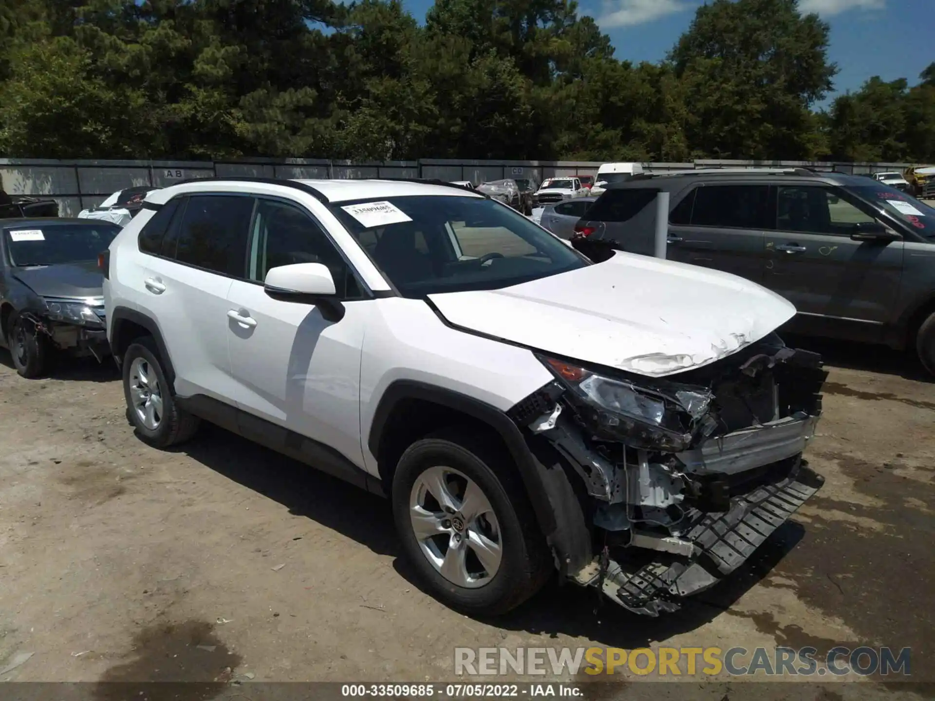 1 Photograph of a damaged car 2T3W1RFV7MW150901 TOYOTA RAV4 2021