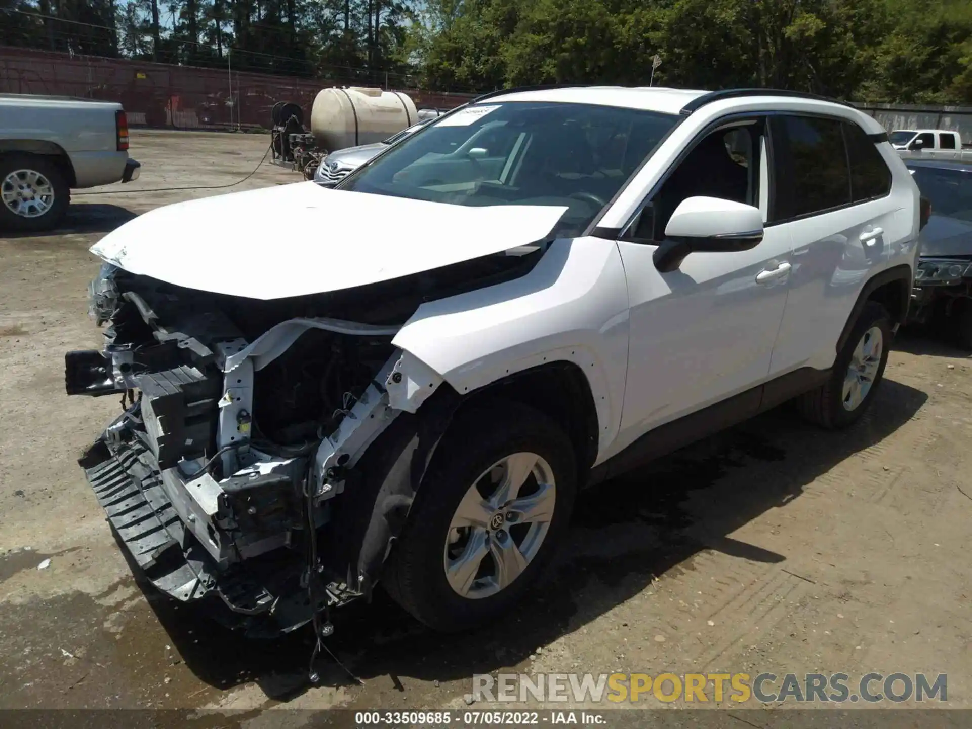 2 Photograph of a damaged car 2T3W1RFV7MW150901 TOYOTA RAV4 2021