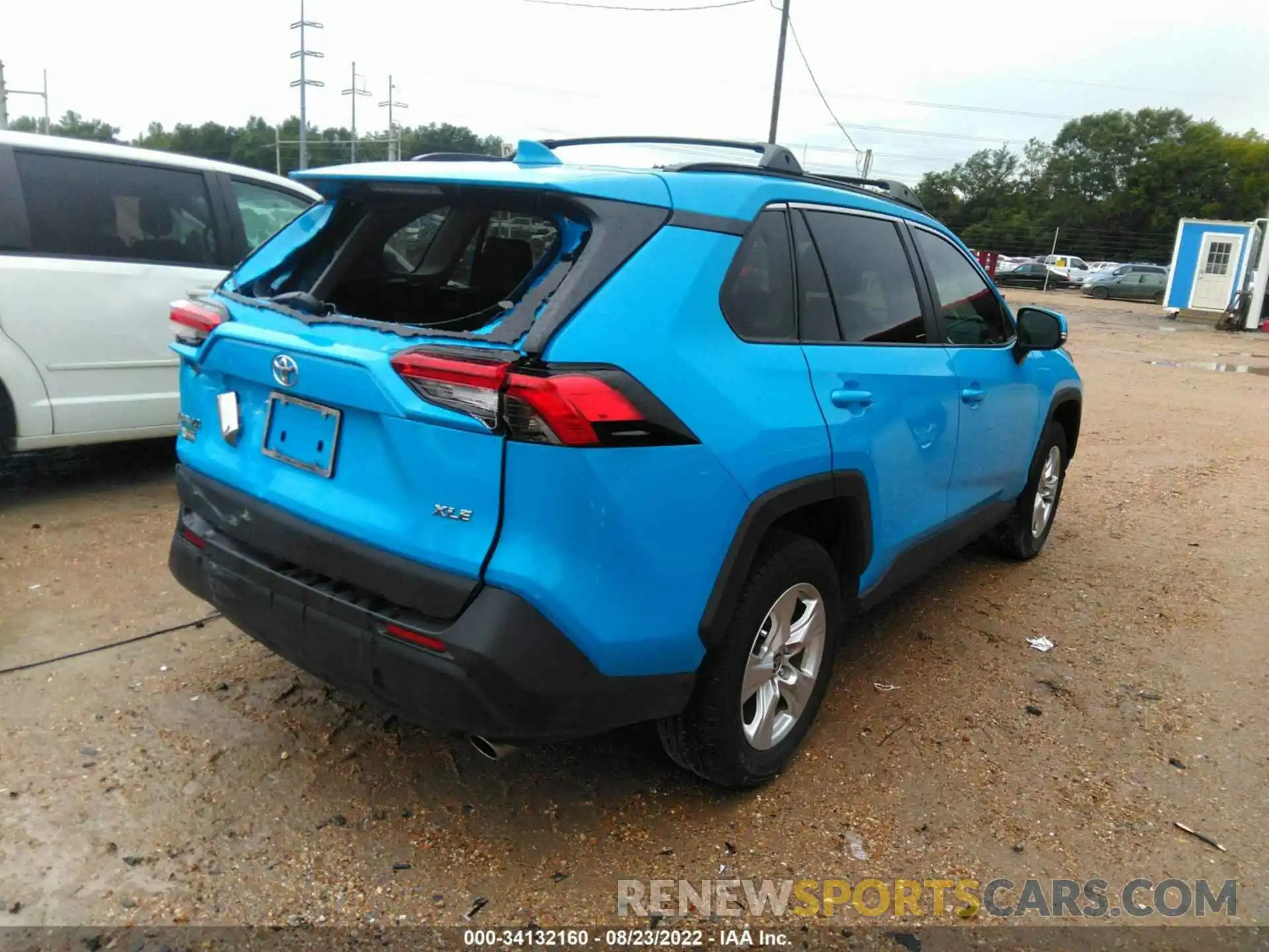 4 Photograph of a damaged car 2T3W1RFV7MW161378 TOYOTA RAV4 2021