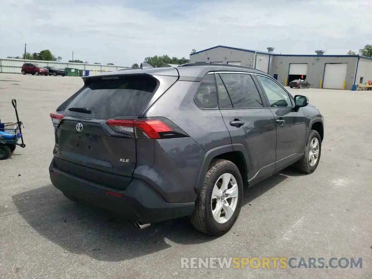 4 Photograph of a damaged car 2T3W1RFV7MW165575 TOYOTA RAV4 2021