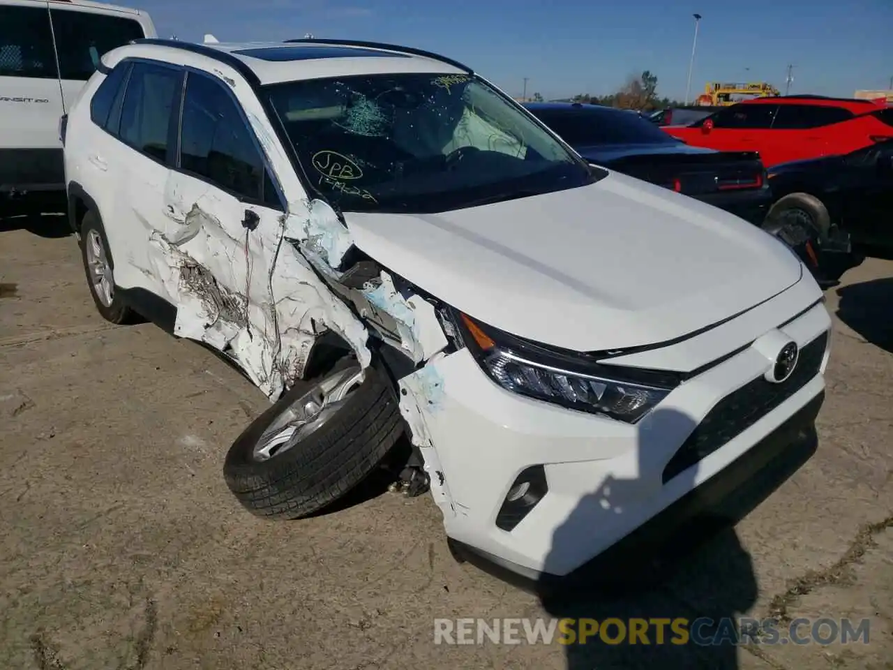 1 Photograph of a damaged car 2T3W1RFV7MW166340 TOYOTA RAV4 2021