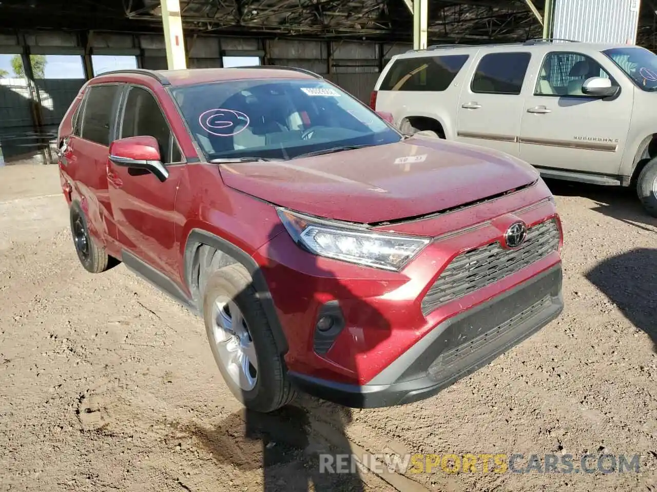 1 Photograph of a damaged car 2T3W1RFV7MW169609 TOYOTA RAV4 2021