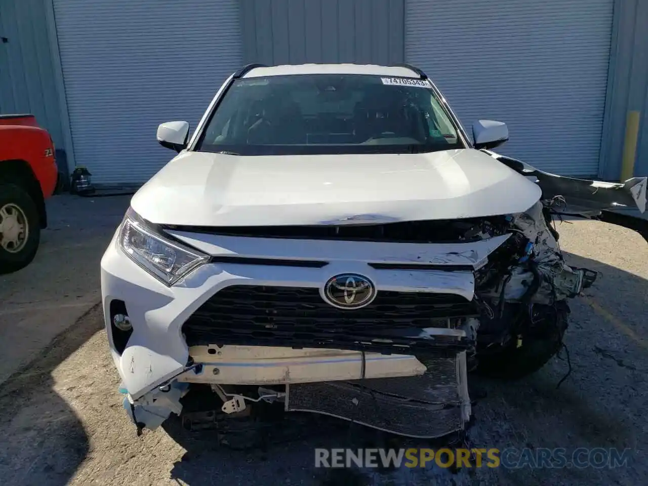 5 Photograph of a damaged car 2T3W1RFV8MC087762 TOYOTA RAV4 2021