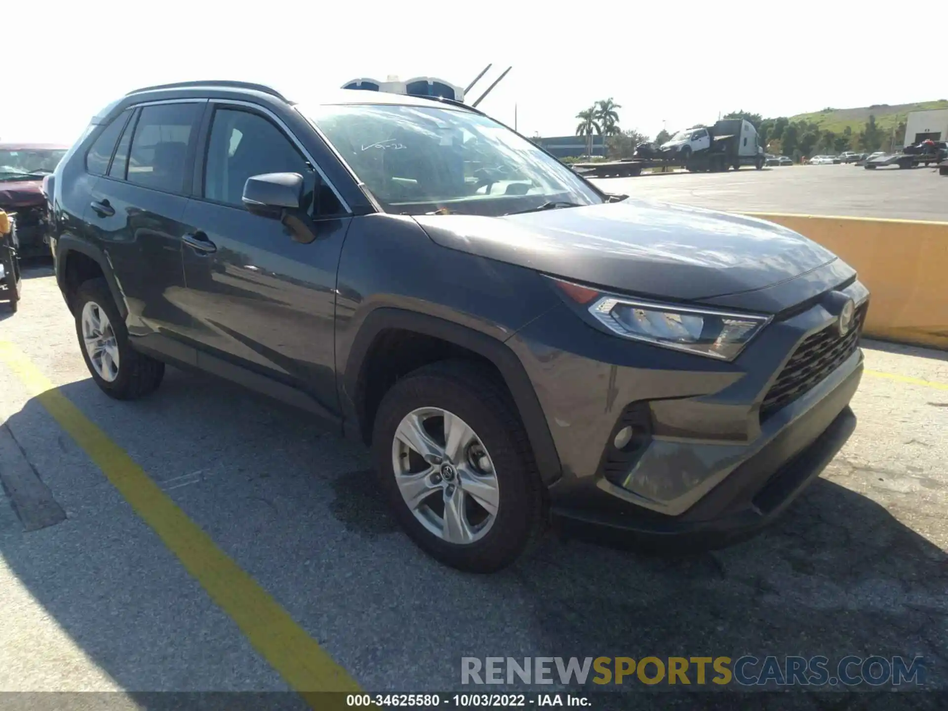 1 Photograph of a damaged car 2T3W1RFV8MC088877 TOYOTA RAV4 2021