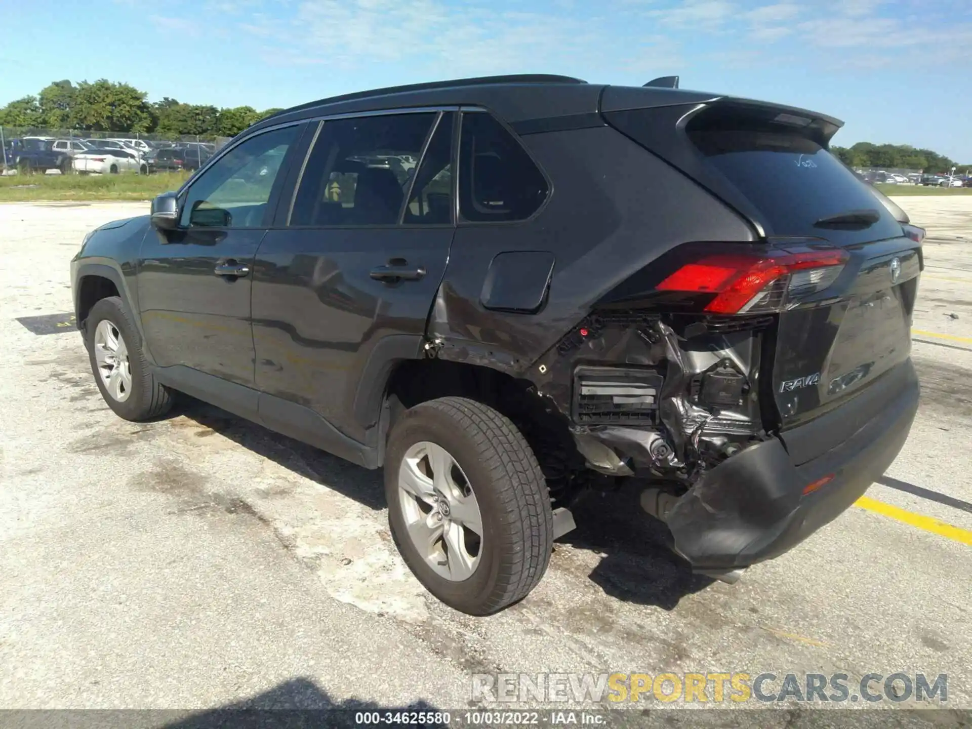 3 Photograph of a damaged car 2T3W1RFV8MC088877 TOYOTA RAV4 2021