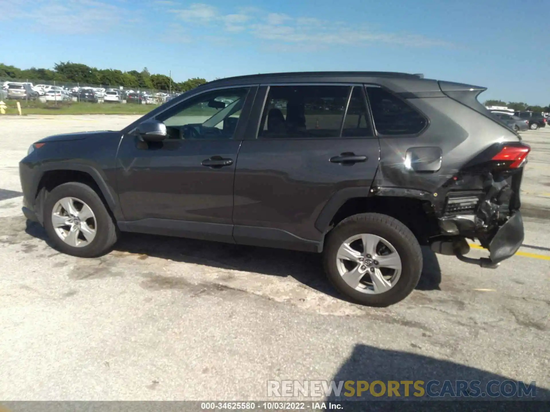 6 Photograph of a damaged car 2T3W1RFV8MC088877 TOYOTA RAV4 2021