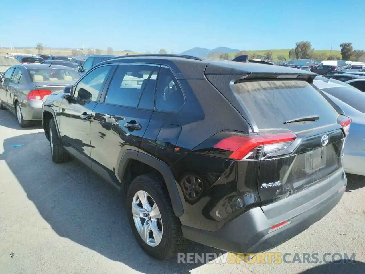 3 Photograph of a damaged car 2T3W1RFV8MC095165 TOYOTA RAV4 2021