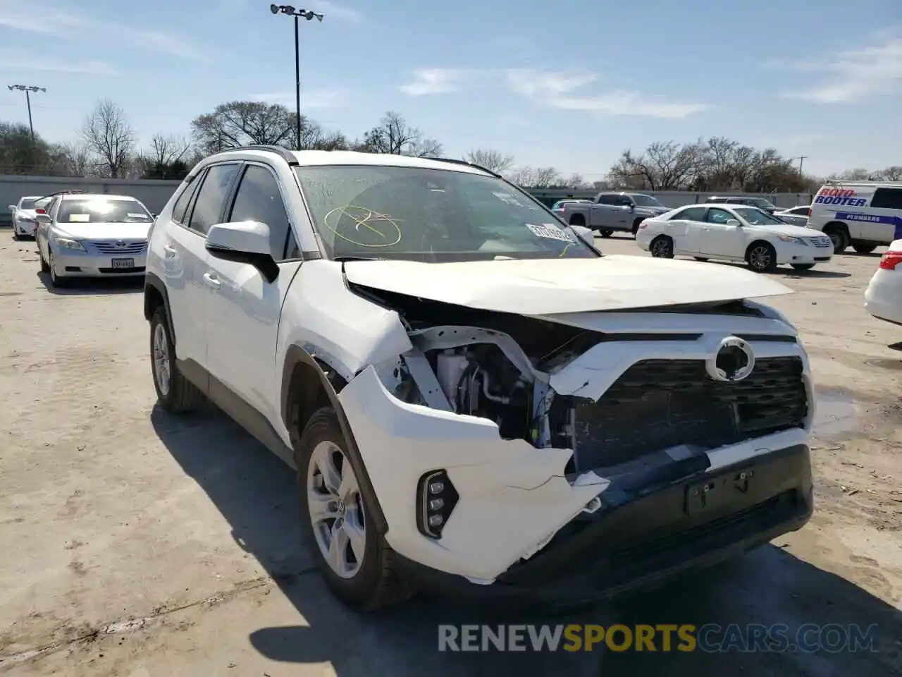 9 Photograph of a damaged car 2T3W1RFV8MC096610 TOYOTA RAV4 2021