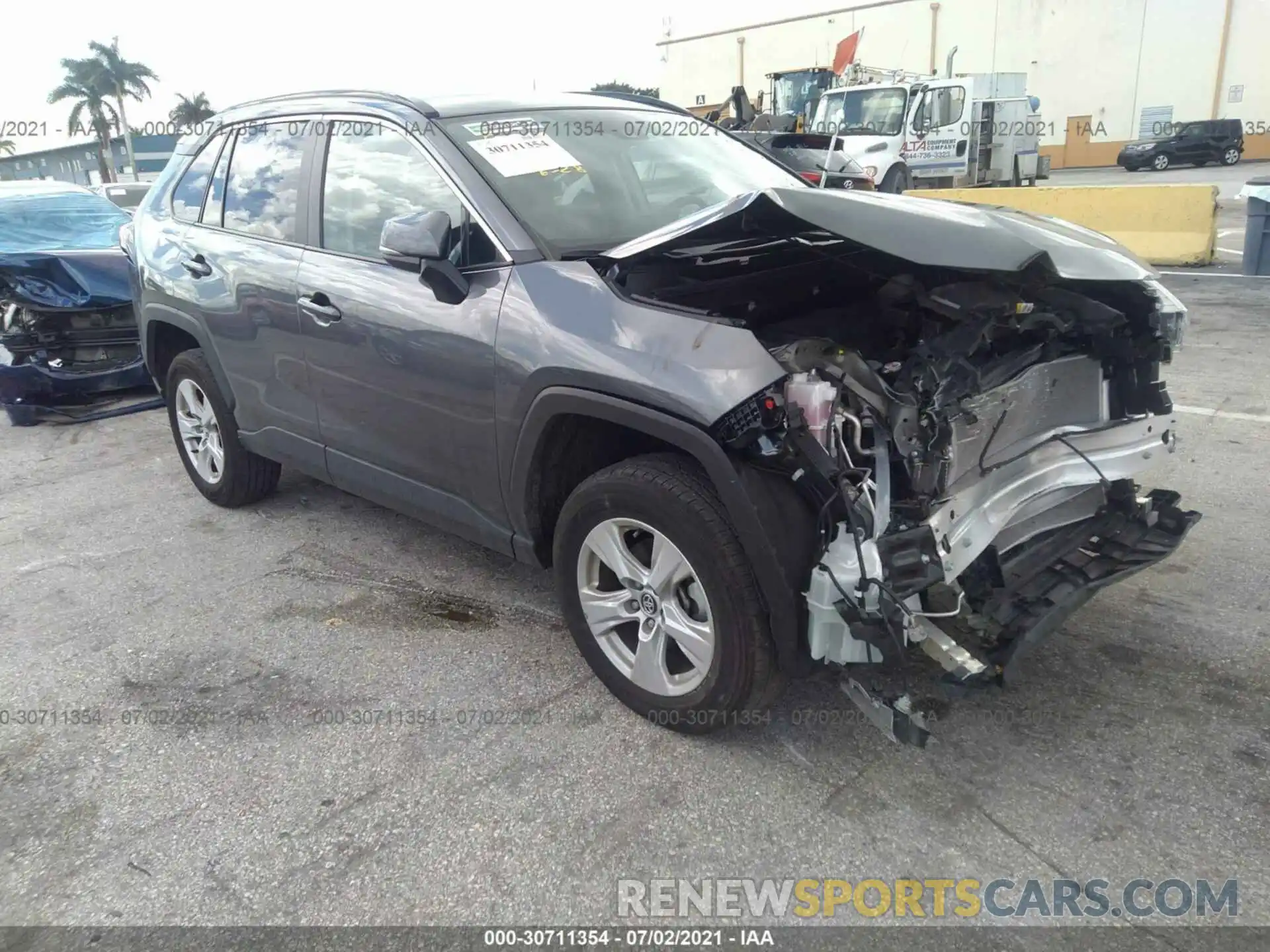 1 Photograph of a damaged car 2T3W1RFV8MC096736 TOYOTA RAV4 2021