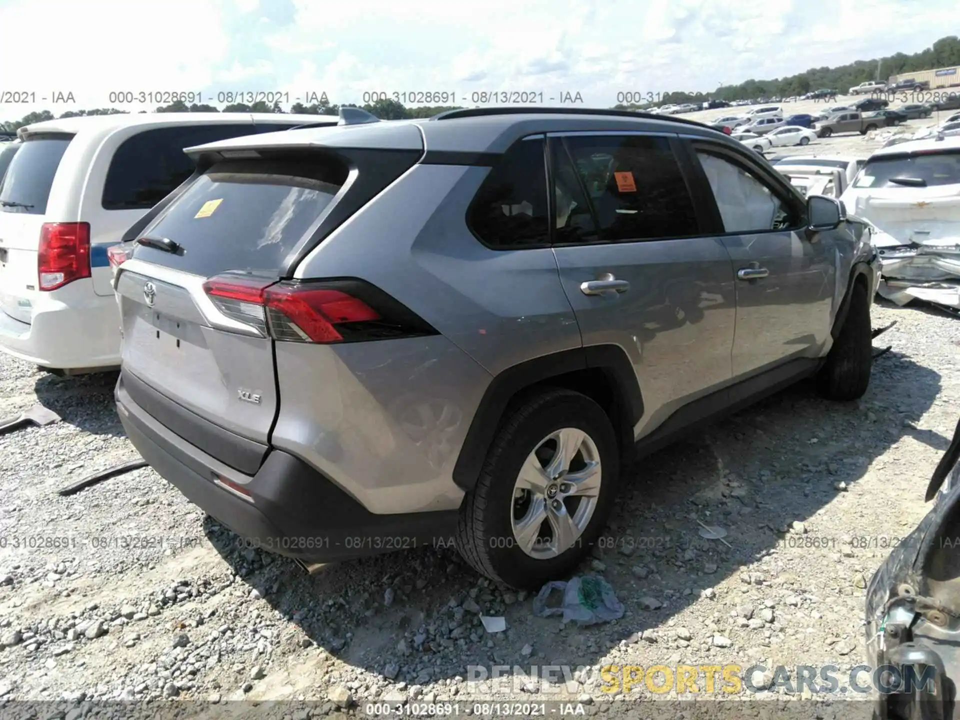 4 Photograph of a damaged car 2T3W1RFV8MC097160 TOYOTA RAV4 2021