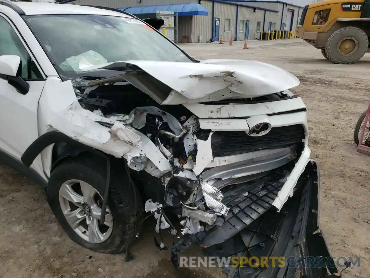 9 Photograph of a damaged car 2T3W1RFV8MC102440 TOYOTA RAV4 2021