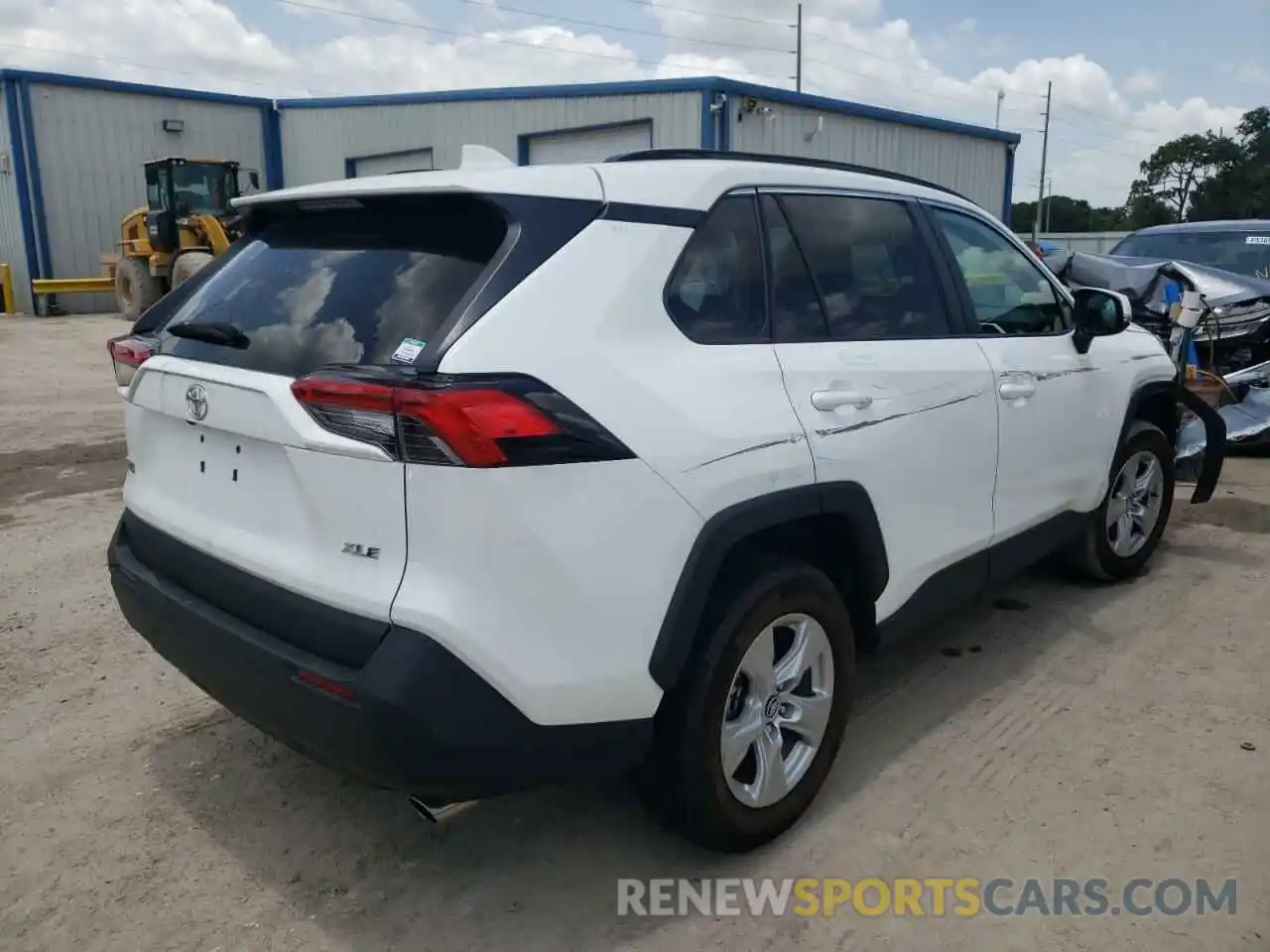 4 Photograph of a damaged car 2T3W1RFV8MC103717 TOYOTA RAV4 2021