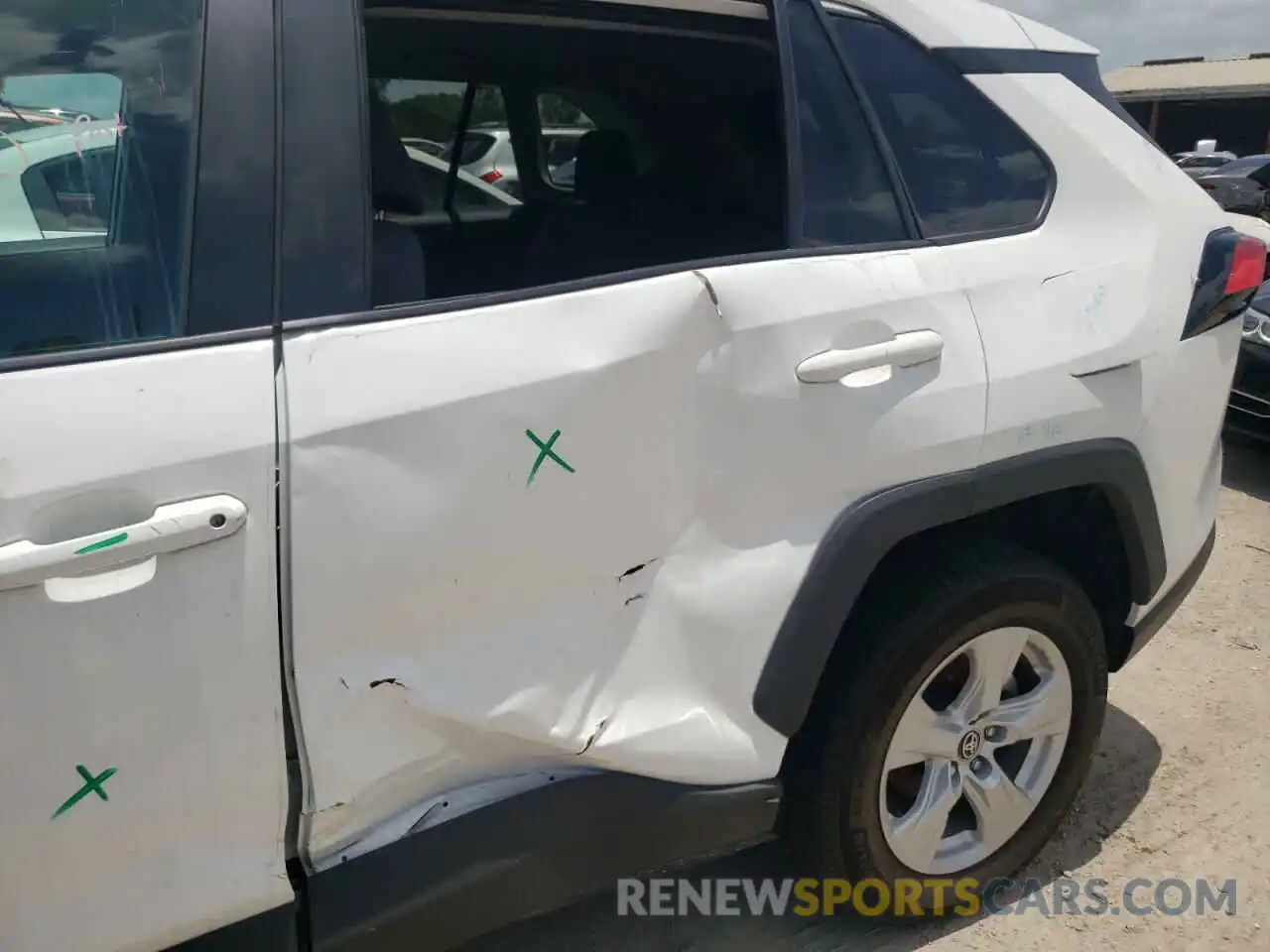 9 Photograph of a damaged car 2T3W1RFV8MC103717 TOYOTA RAV4 2021