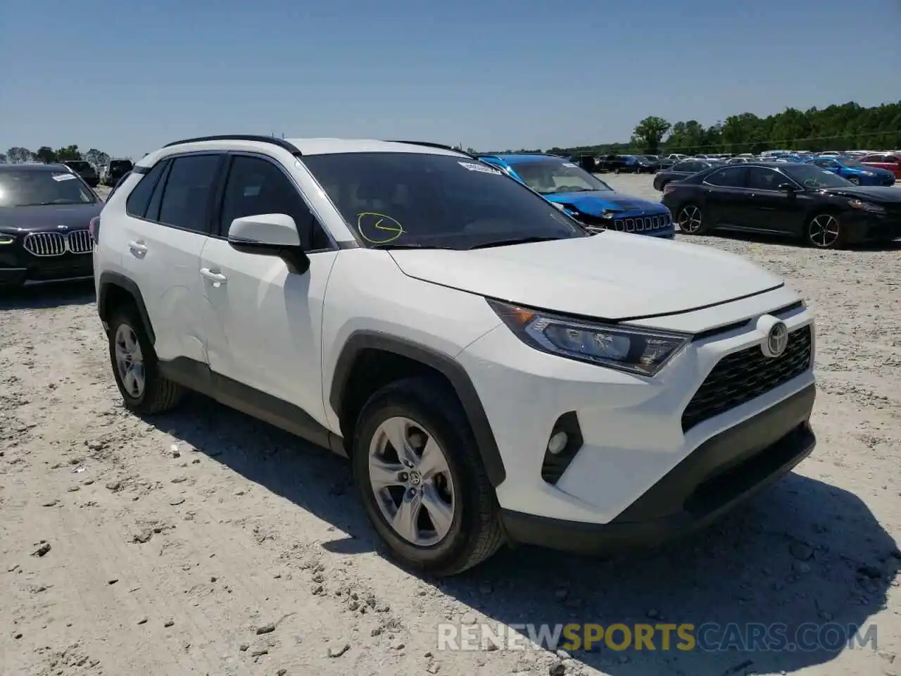 1 Photograph of a damaged car 2T3W1RFV8MC114054 TOYOTA RAV4 2021